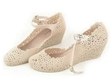 2017 New Arrival! New Lady Soft Jelly Rubber Floral Mary Jane Round Toe Wedge Heel Sandal Shoes Woman WS019 Skull Sandals