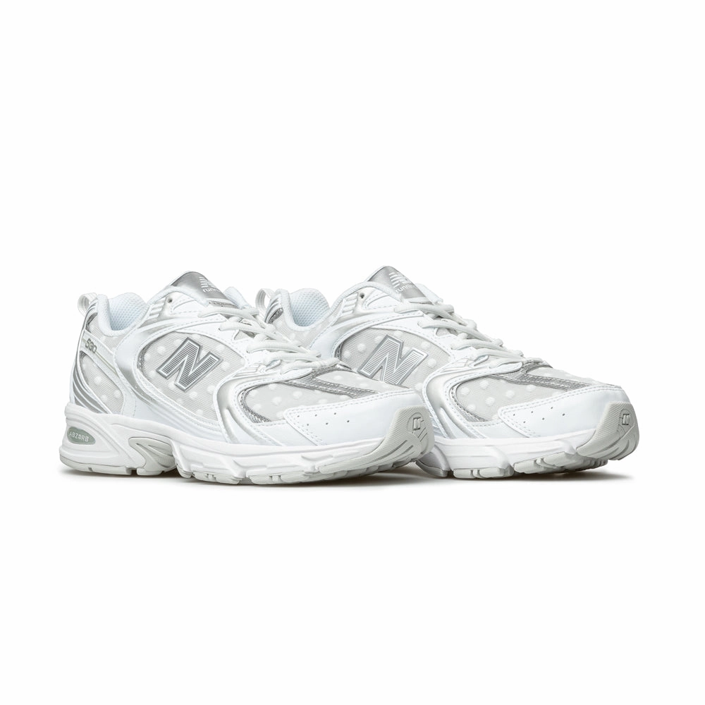 530 | White Silver Metallic New Balance V4 Rebel