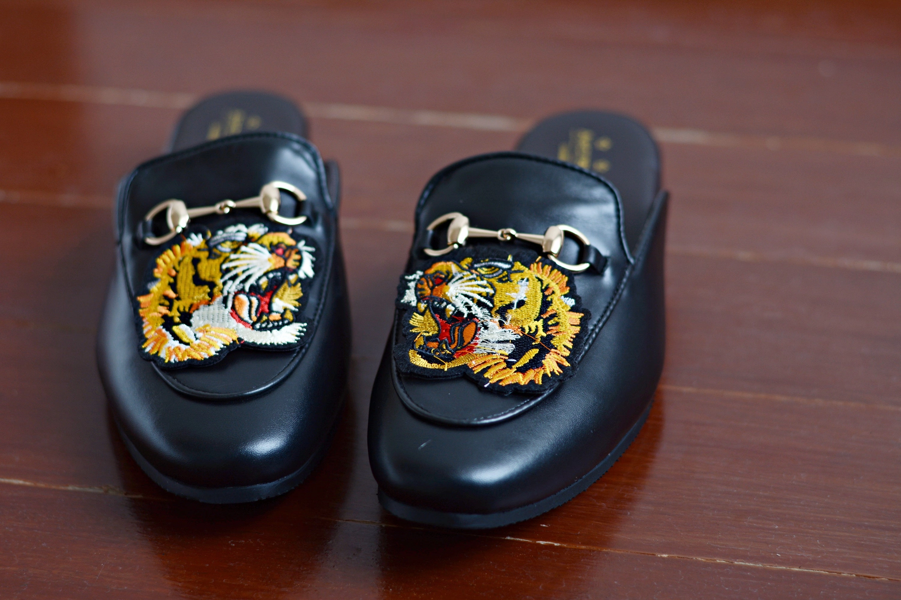 701 Slipper Horsebit Embroidery Slides Rubber