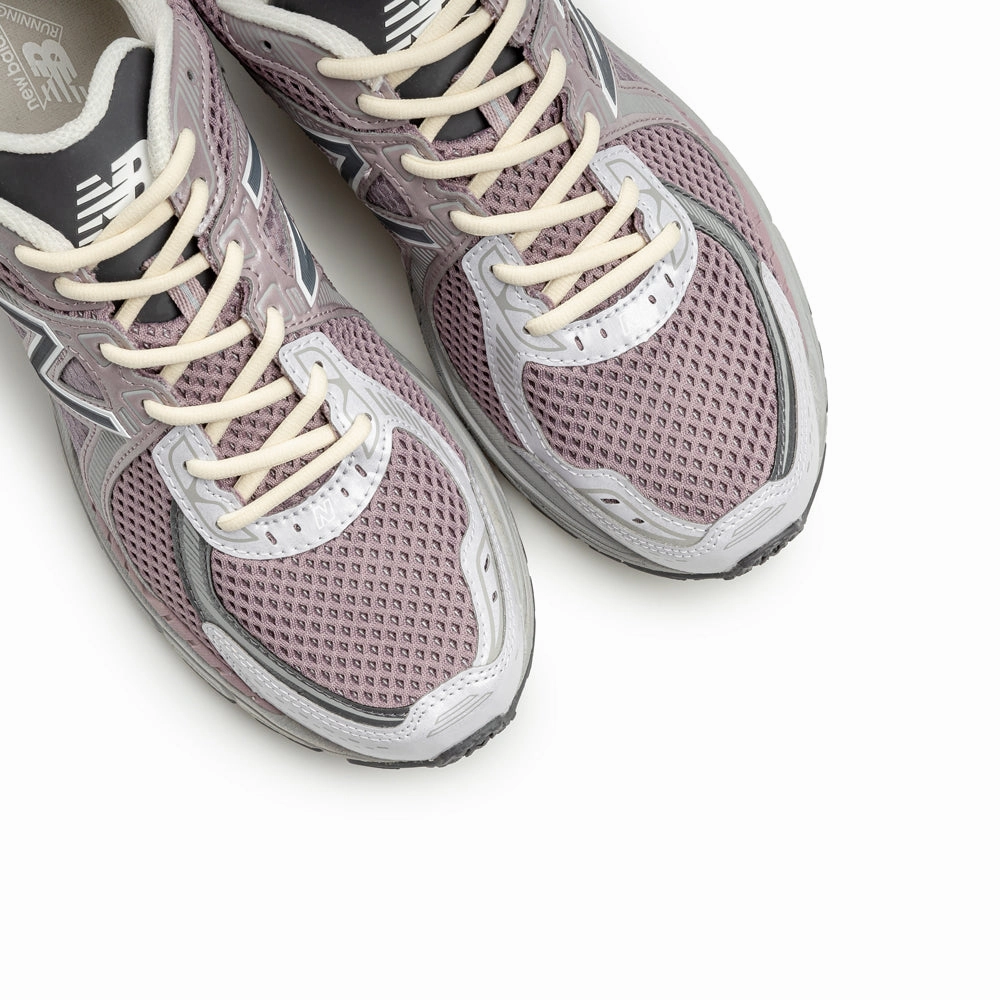 860v2 | Ice Wine New Balances 1080