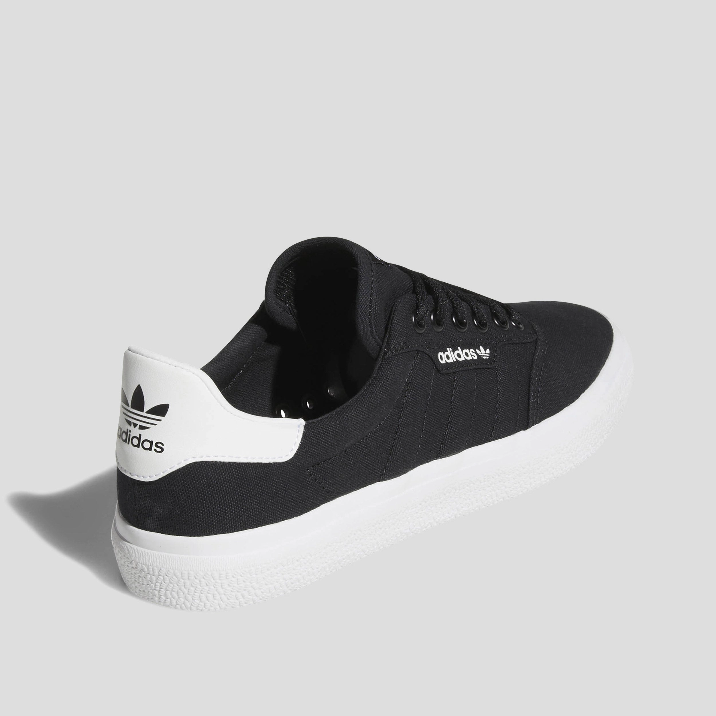adidas 3MC Skate Shoes Core Black / Core Black / Footwear White Adidas Adicross Golf Shoes
