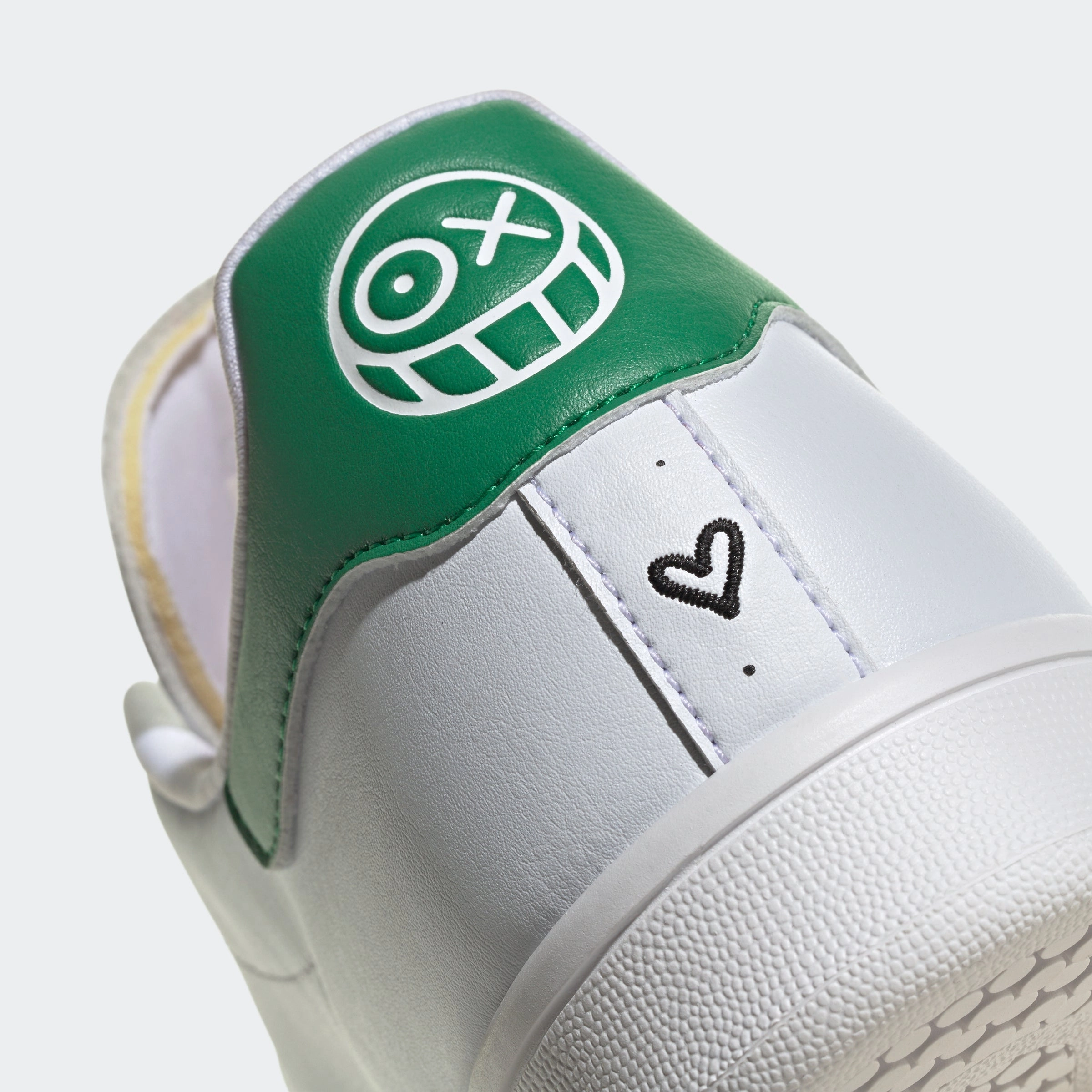 adidas Originals Stan Smith x Andre Saraiva Shoes | White/Green | Men's Adidas Fabela Field Hockey Shoes