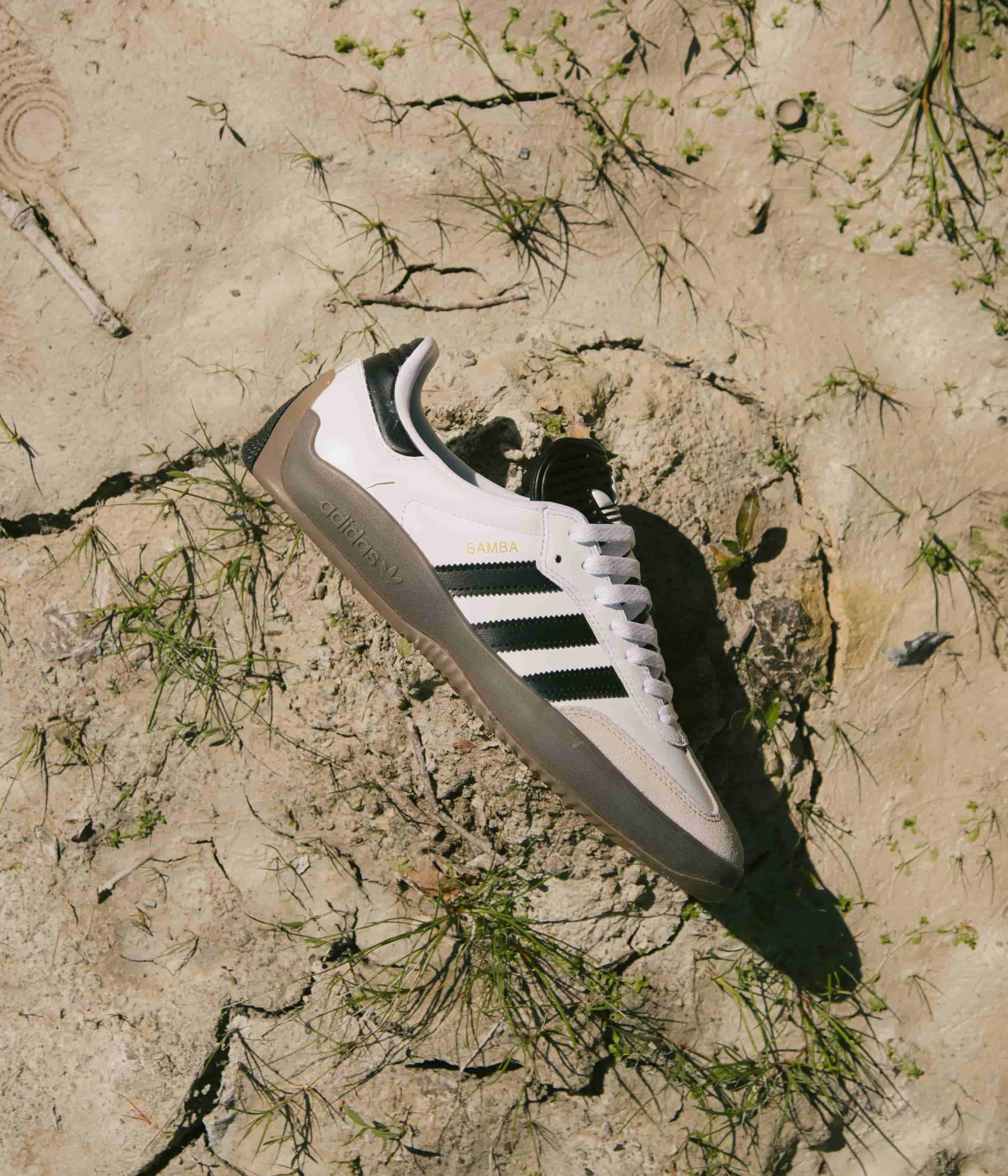 Adidas Climacool 1 Shoes Adidas Puig Samba Shoes - Cloud White / Core Black / Gum