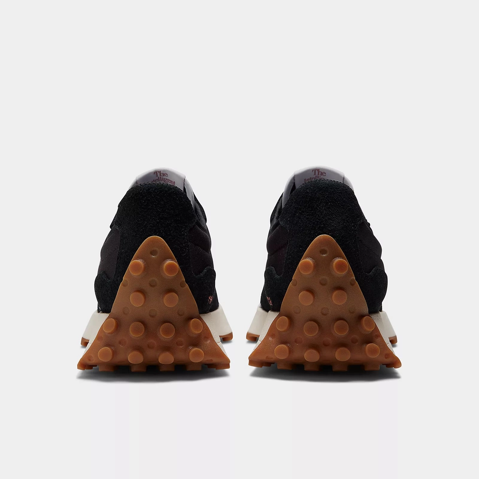 New Balance - Women's WS327BL Black with White and Mineral Red New Balance Amarillos