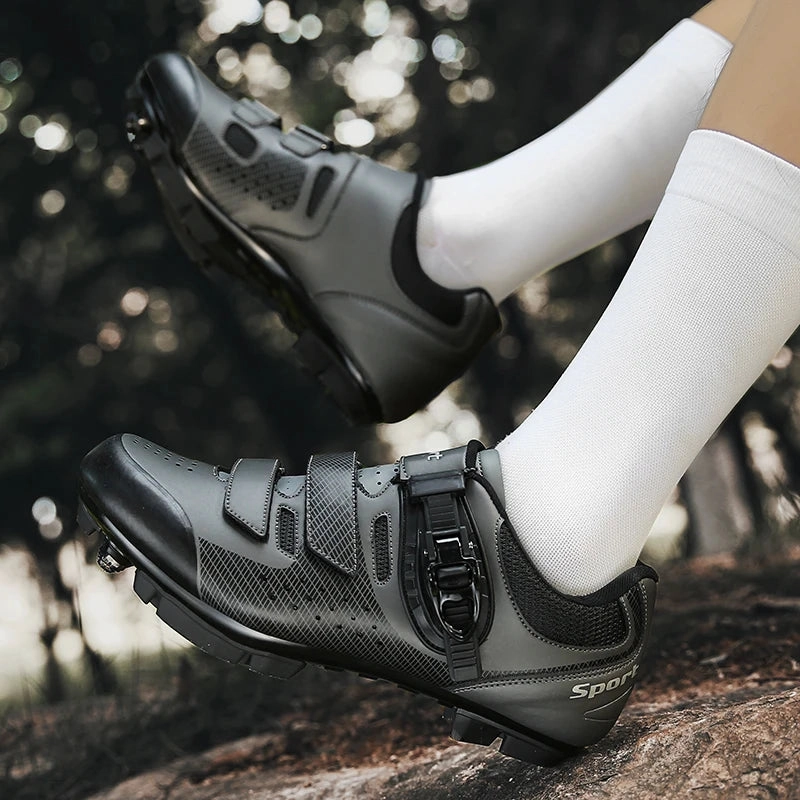 Professional Road Cycling Shoes Flat Cleat Self-Locking cycling shoes for men Flat Rate Shoe Box