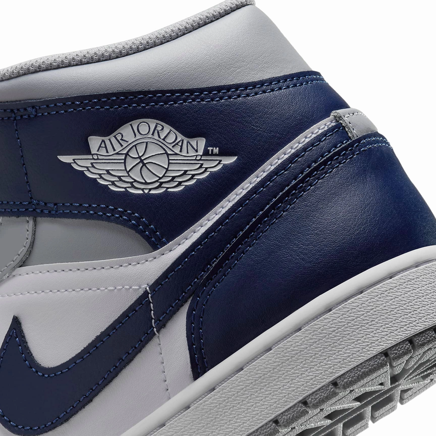 AIR JORDAN 1 MID   1 MID "WHITE/MIDNIGHT NAVY-WOLF GREY" DQ8426-104 Asic Shoes For Underpronation