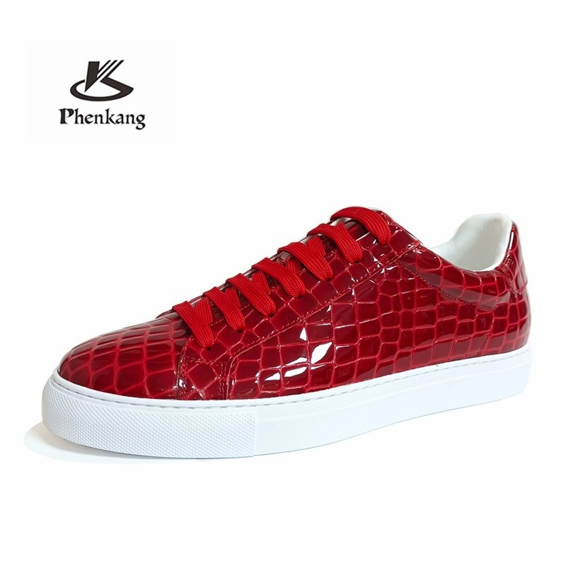 Flat Football Shoes Men's Flat Sneakers Spring Genuine Leather Crocodile Pattern