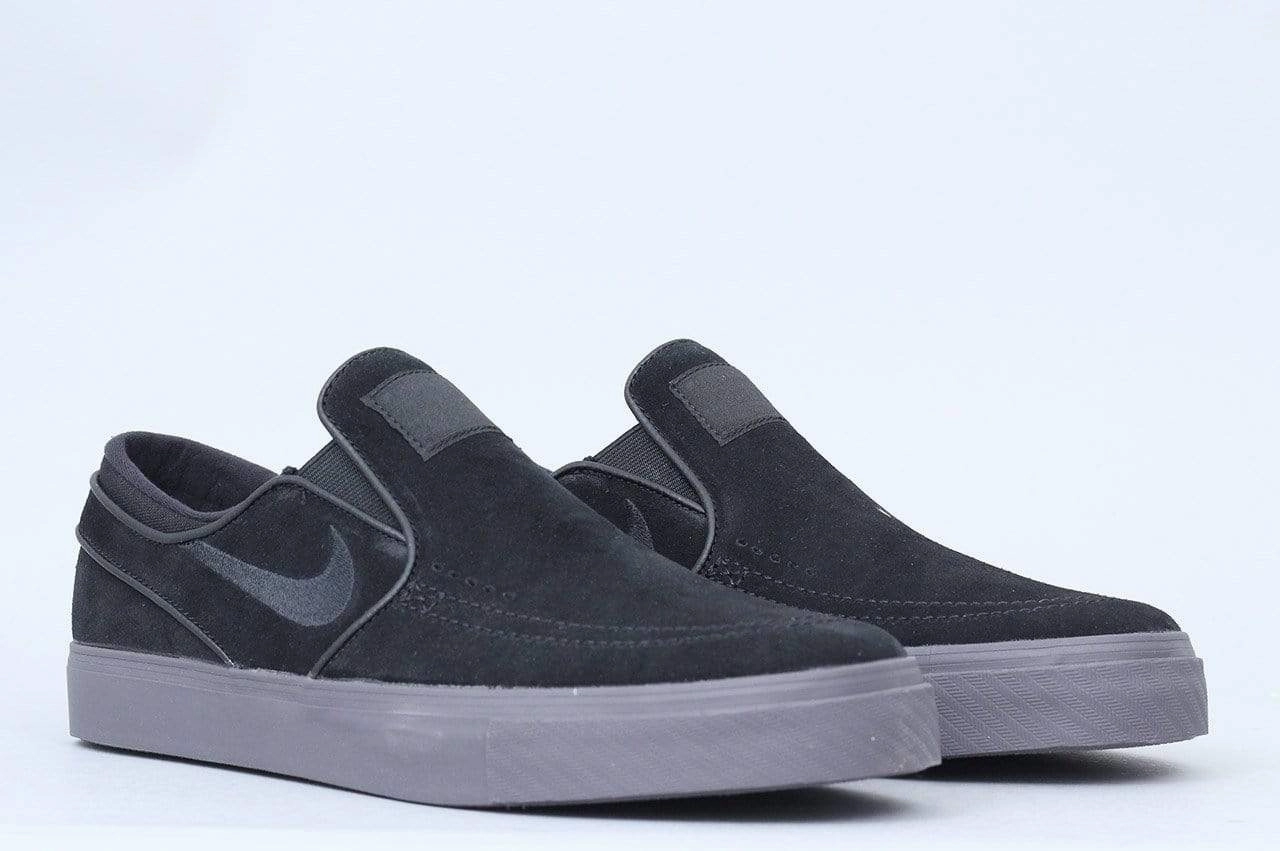 Asics Versablast 3 Running Shoe Nike SB Stefan Janoski Slip Shoes Black / Black - Thunder Grey