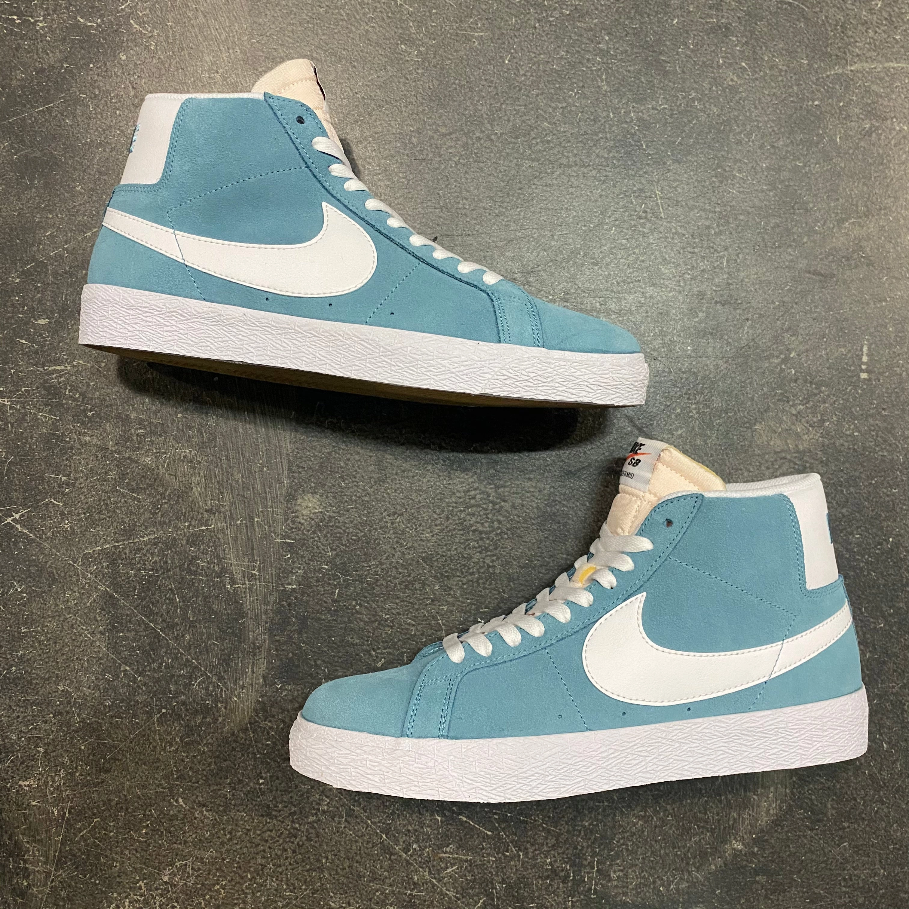 Asics Throw Pro Throwing Shoes Nike SB Blazer Mid Cerulean/White SALE