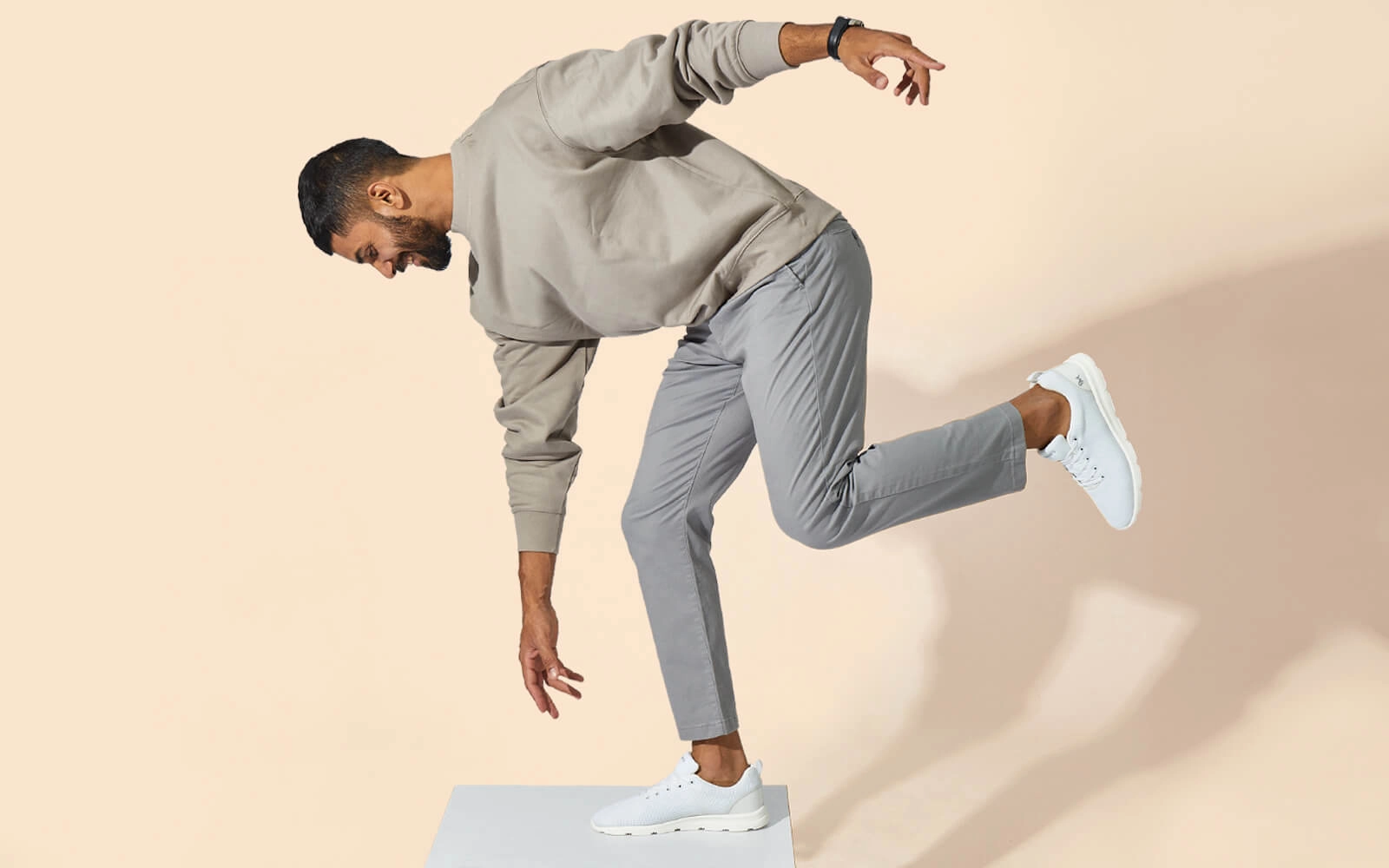 Comfort Stroll Sneakers : White Best Sneakers For Lower Back Pain