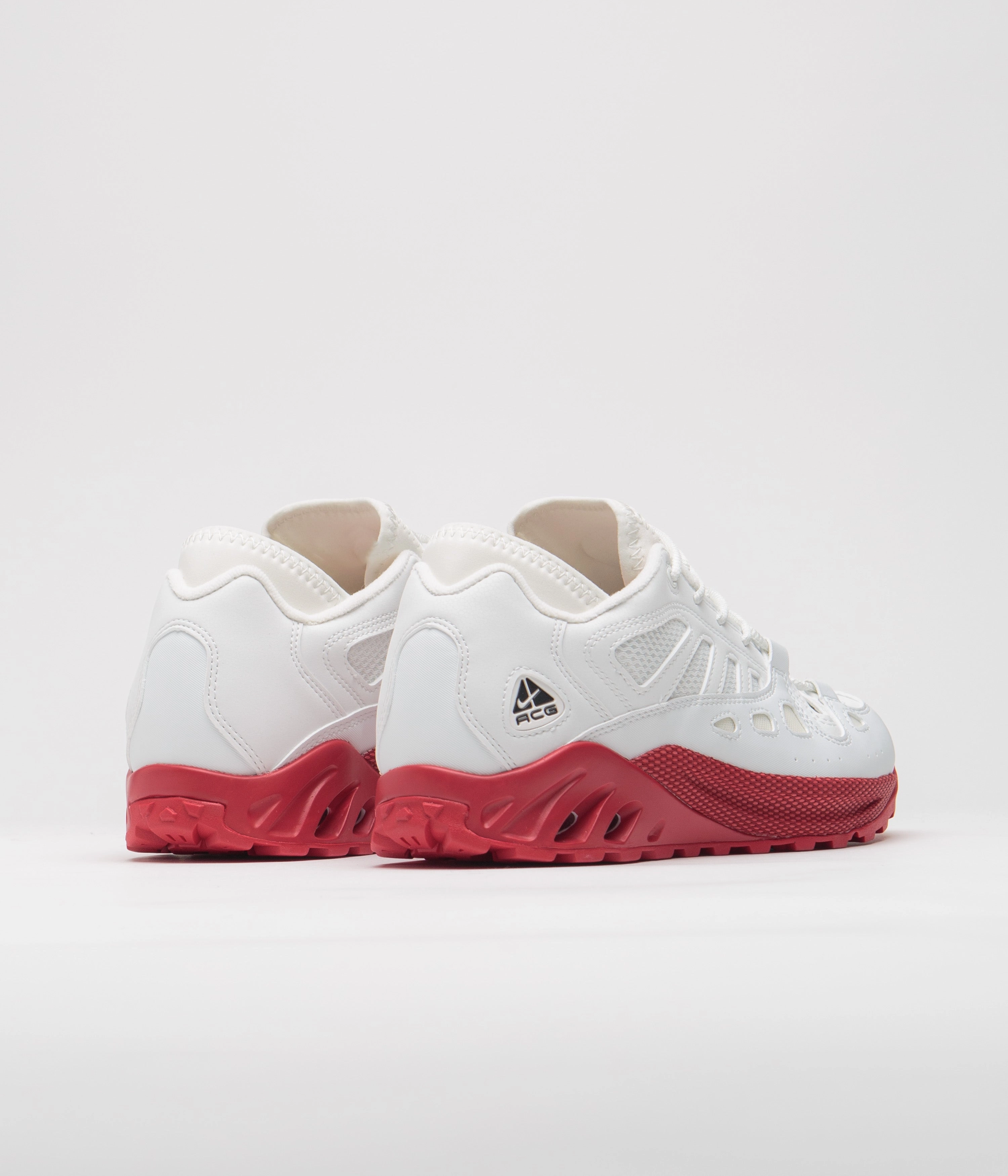 Asics Low Profile Shoes Nike ACG Air Exploraid Shoes - Summit White / Black - Summit White