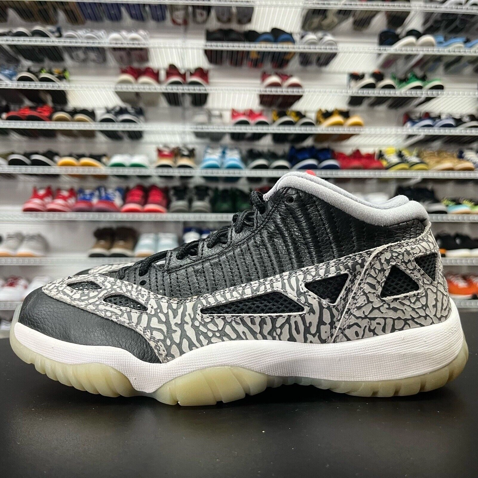 Asics Gel Kayano Running Shoes Reviews Nike Air Jordan 11 Retro Low IE Black Cement Size 8 919712-006