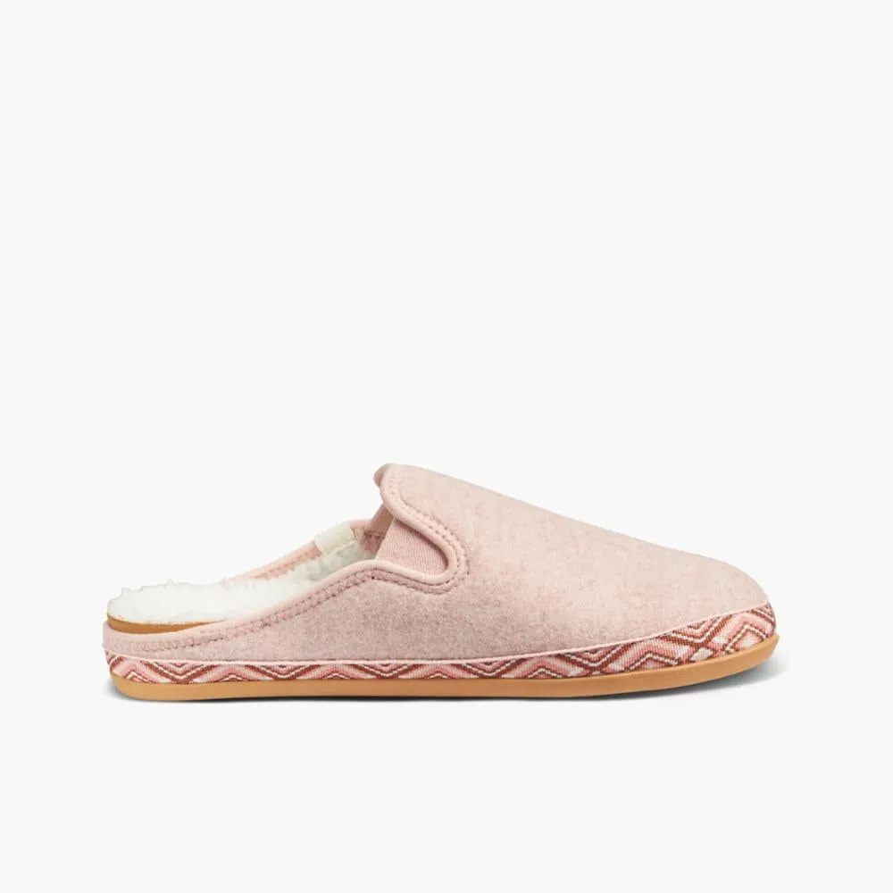 CUSHION HOMEY SNUGGLES Best Warm Slippers