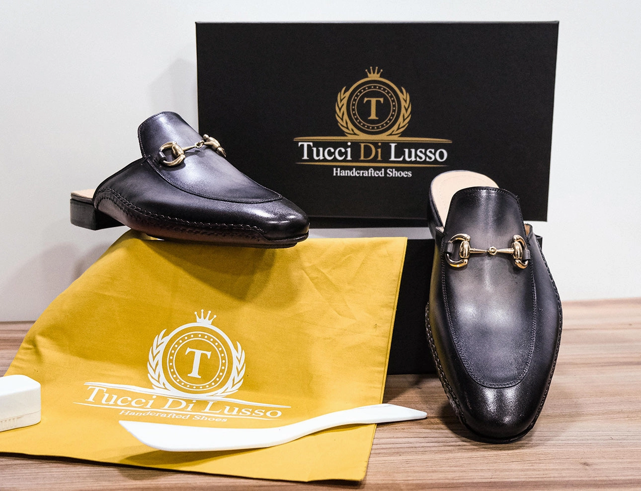 Tucci Di Lusso Mens Two Tone Black-Gray Handcrafted Luxury Italian Leather Slippers Mule Ballerina Slippers Clipart