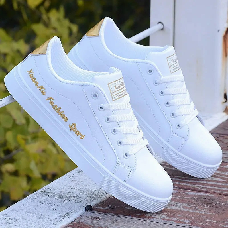 Flat Shoes Dangling 2022 Autumn Men Casual Shoes Winter Men's Board Shoes Light Sports Shoes Men Tennis Sneaker Soft White Shoes Male Flat Shoes