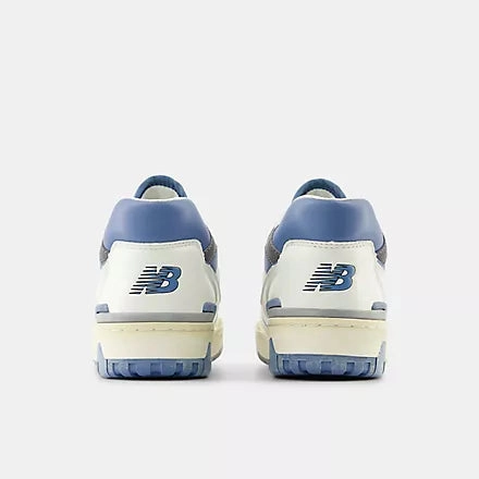 New Balance 550 Sea salt with heron blue and angora 927 New Balance
