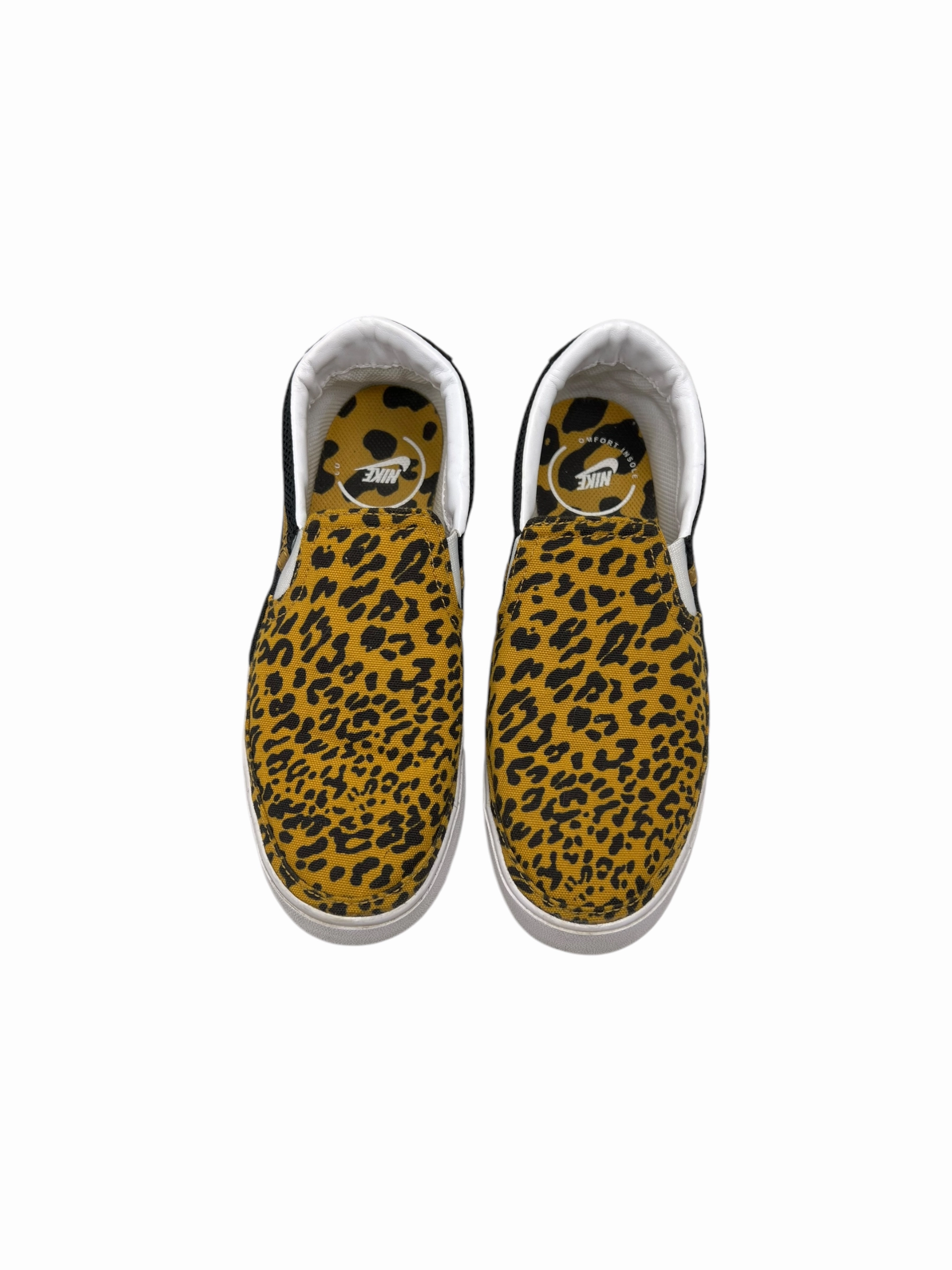 Shoes Flats By Nike In Animal Print, Size: 7 Asics Snapdown Shoes