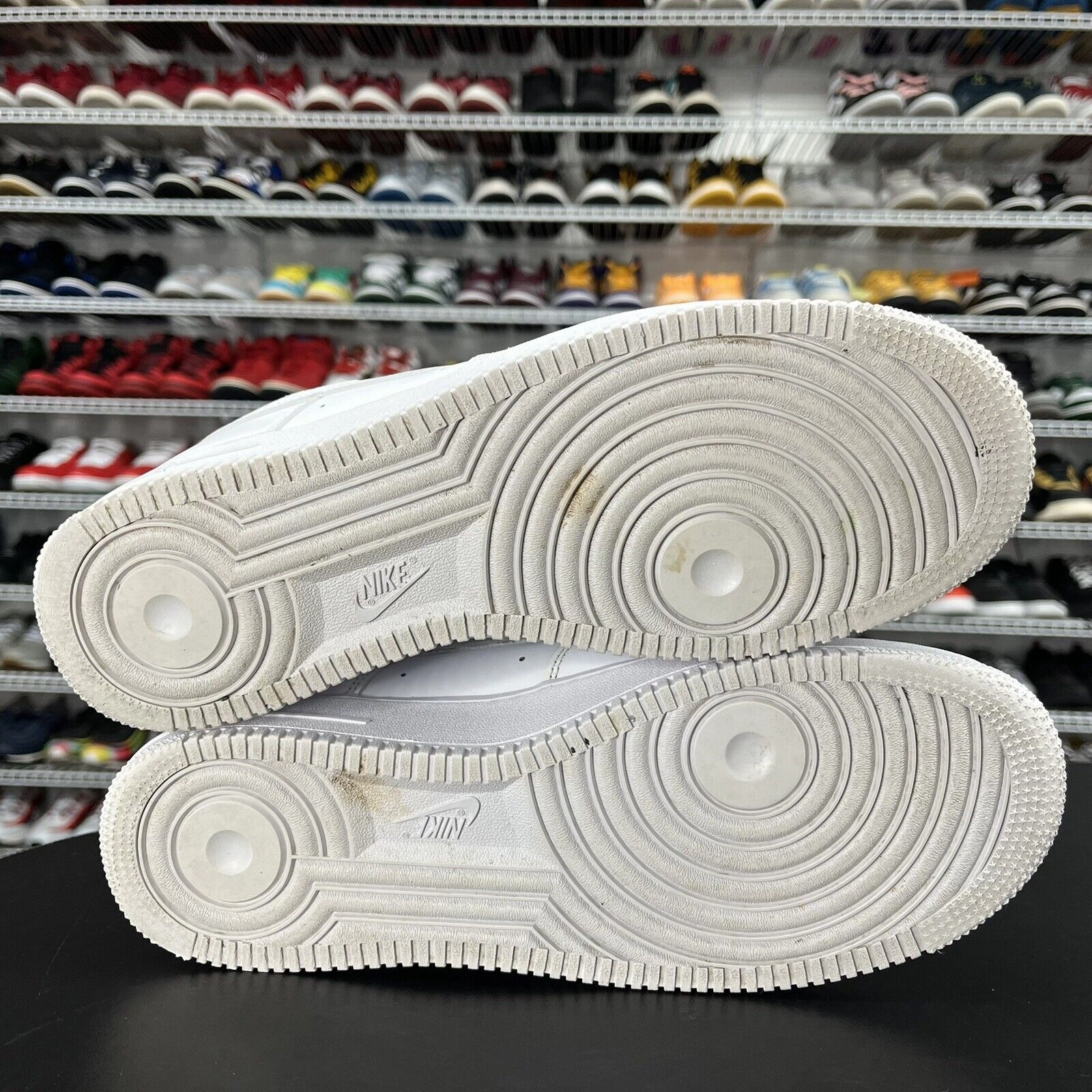 Nike Air Force 1 Low '07 White CW2288-111 Men's Size 11 Asics Upcourt 5 Indoor Court Shoes