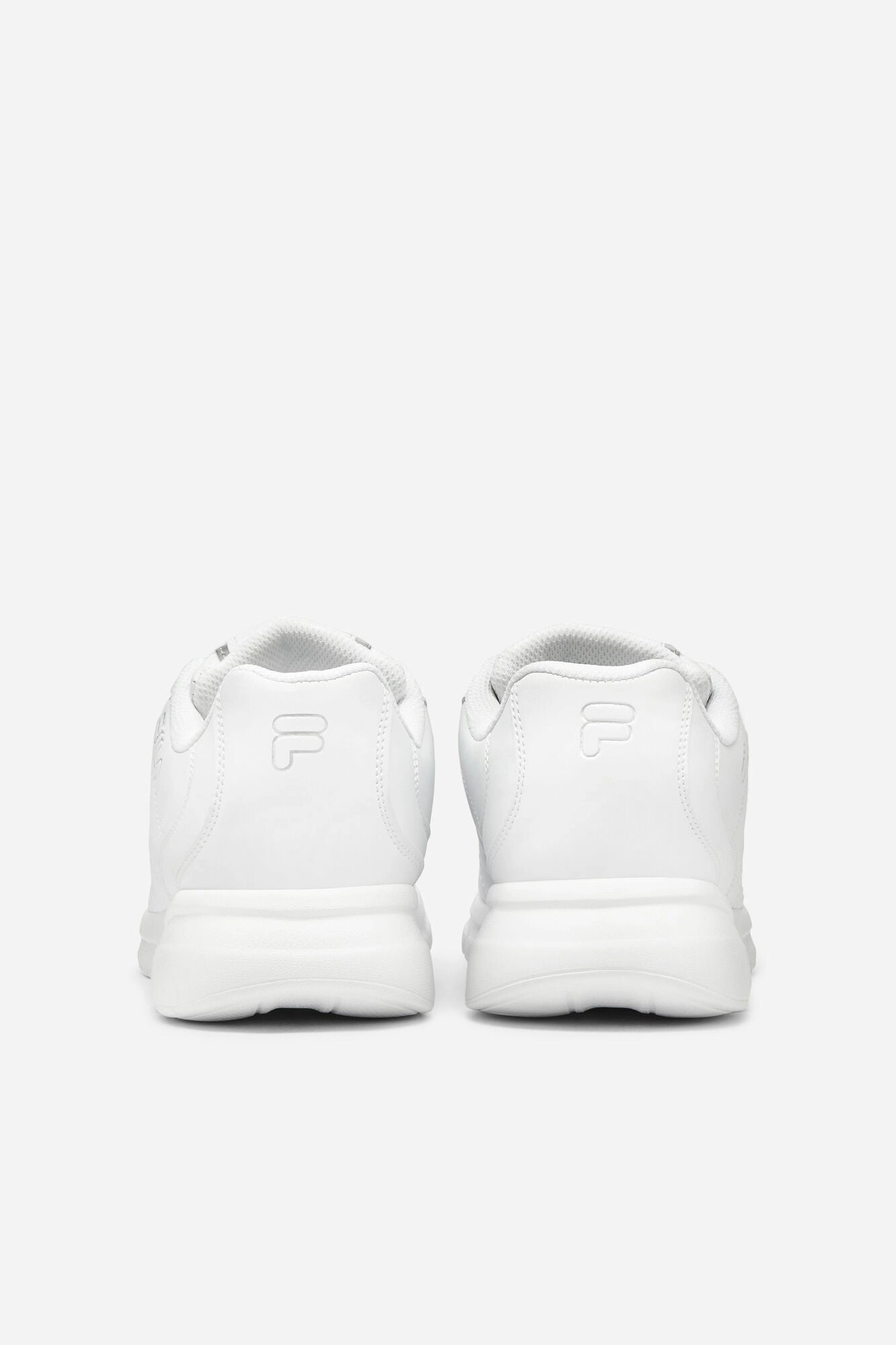 Essentials Shirt Sneakers Outfit Fila Men's Fulcrum 3 Training Shoe