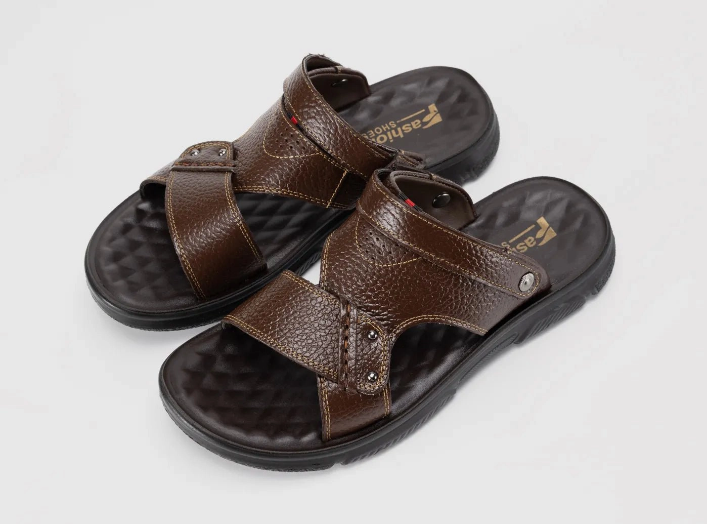 Low Heel Comfort Sandals FitVille Men's FlexiFeel Sandals