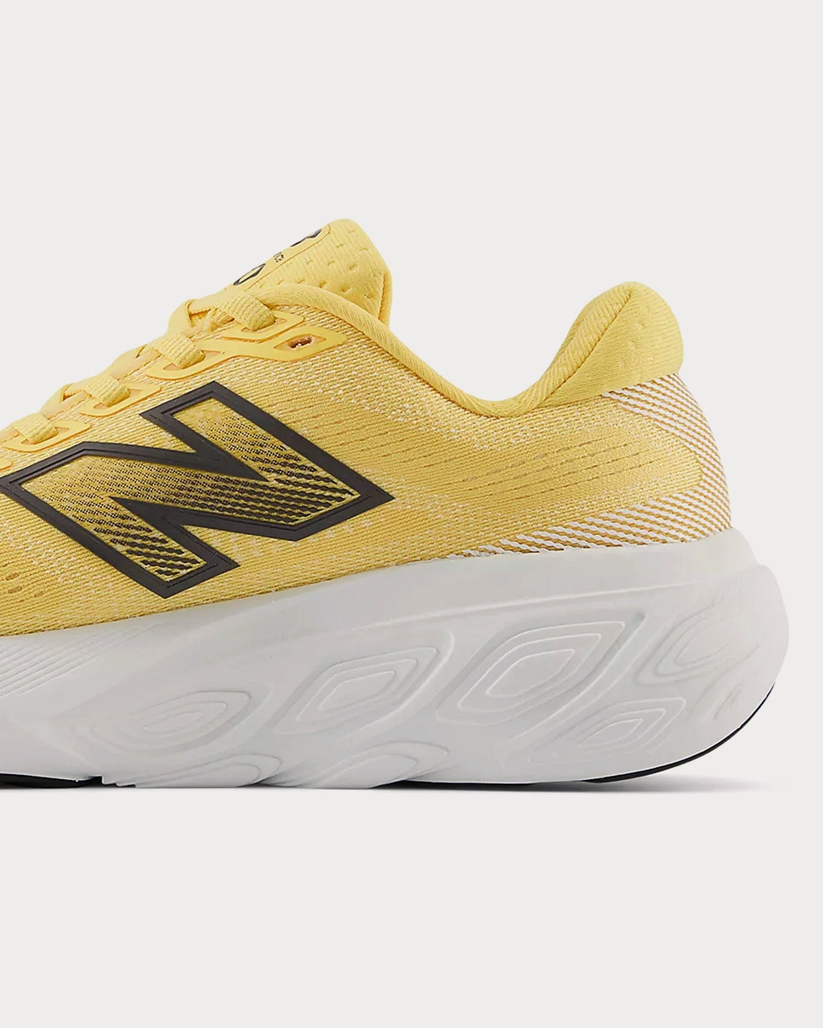 Fresh Foam X 880v15 Clementine / Calcium / Black Running Shoes New Balance Shoes Basketball