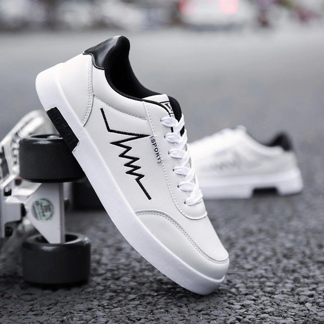 Flat Nursing Shoes Men's Casual Skateboarding Shoes White Shoes Outdoors Leisure Sneakers Breathable Walking Shoes Flat Shoes Chaussure Homme