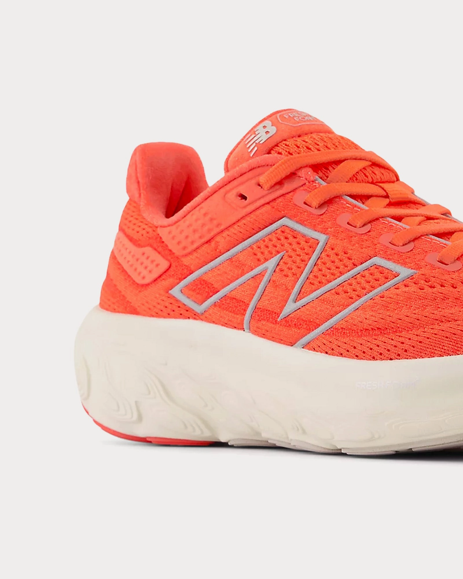 New Balance 608 Sneakers Fresh Foam X 1080v13 Gulf Red / Linen / Silver Metallic Running Shoes