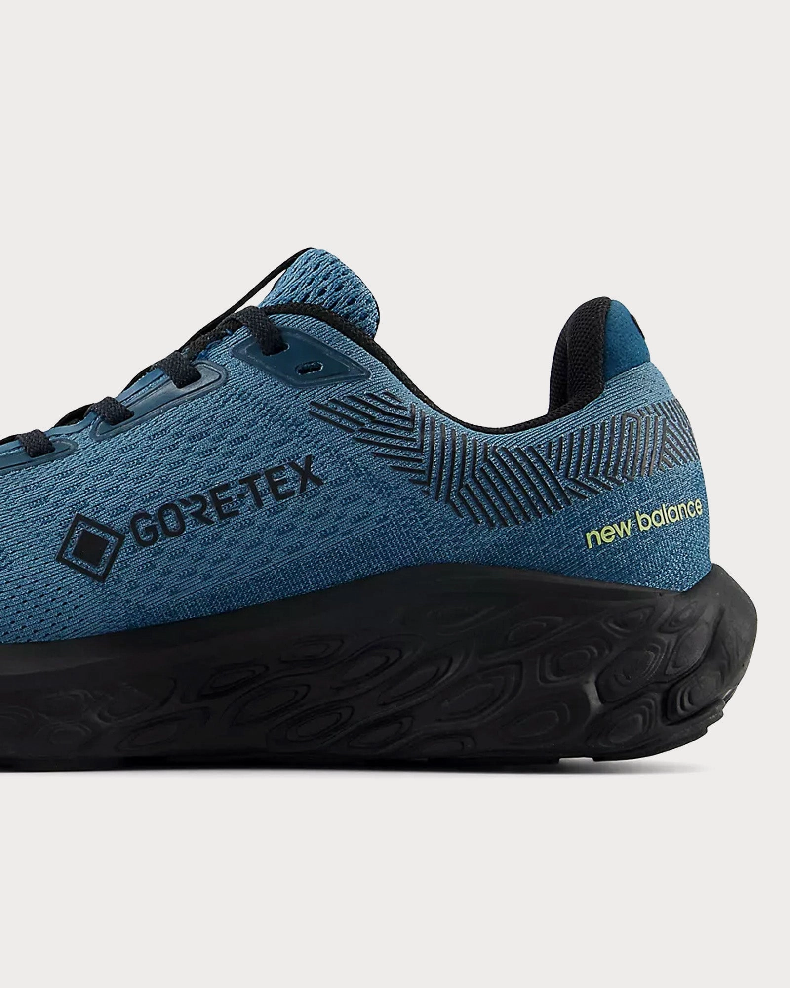 New Balance 1080 V12 Women's Fresh Foam X 880v14 Gore-Tex Terrarium / Black / Deep Sea Running Shoes