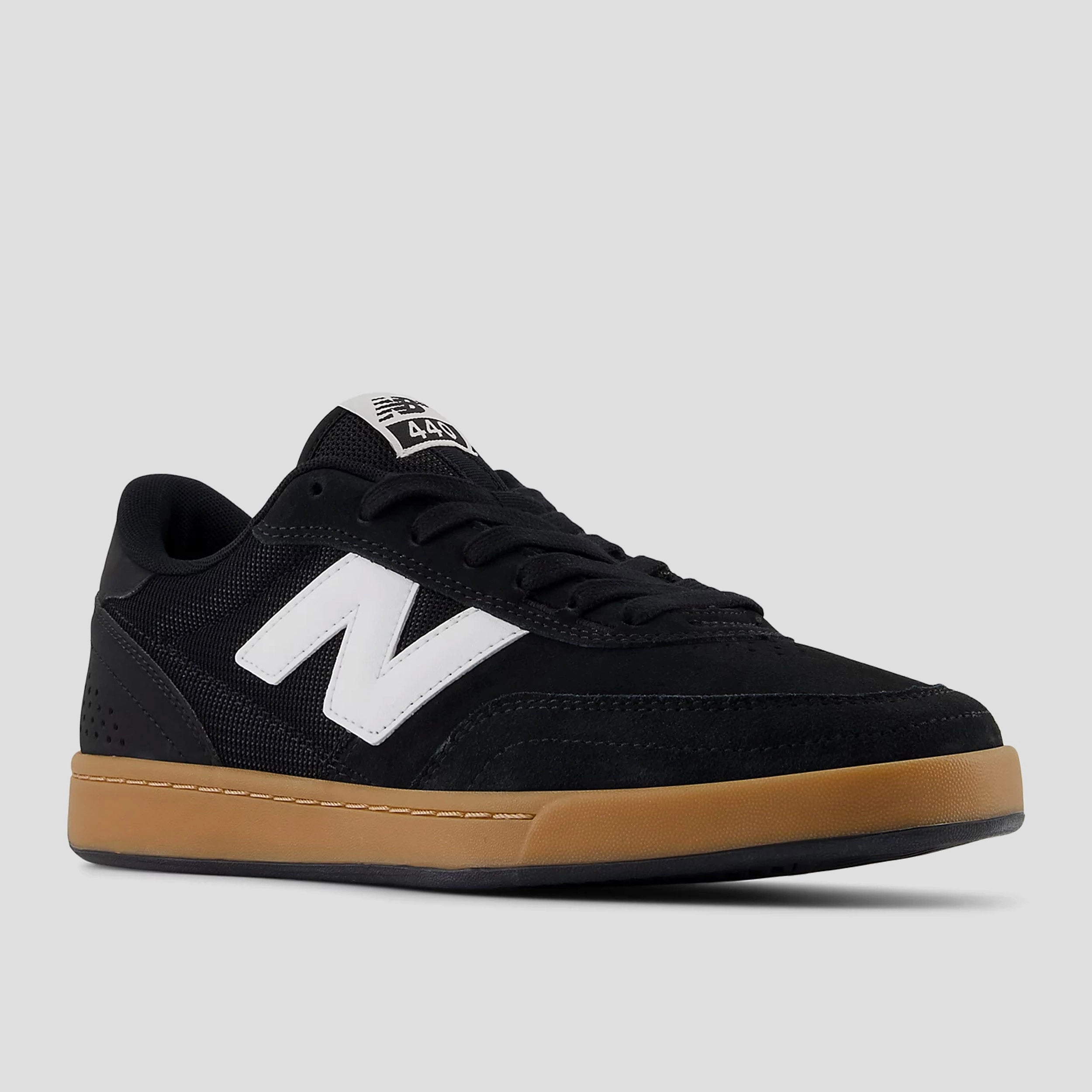 New Balance 440 V2 Skate Shoes Black / White / Gum New Balance 550 White Womens