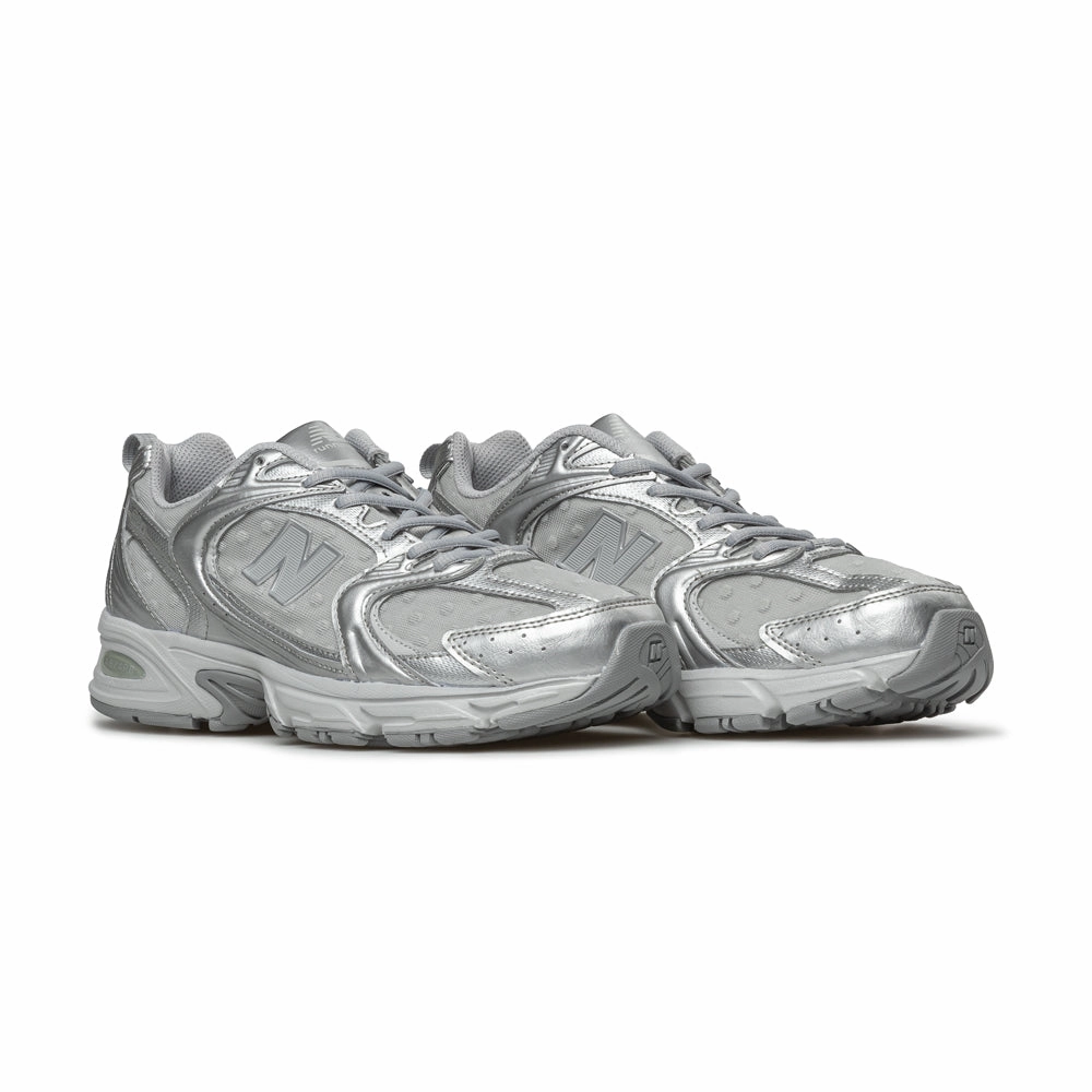 530 | Raincloud Silver Metallic Maroon New Balances