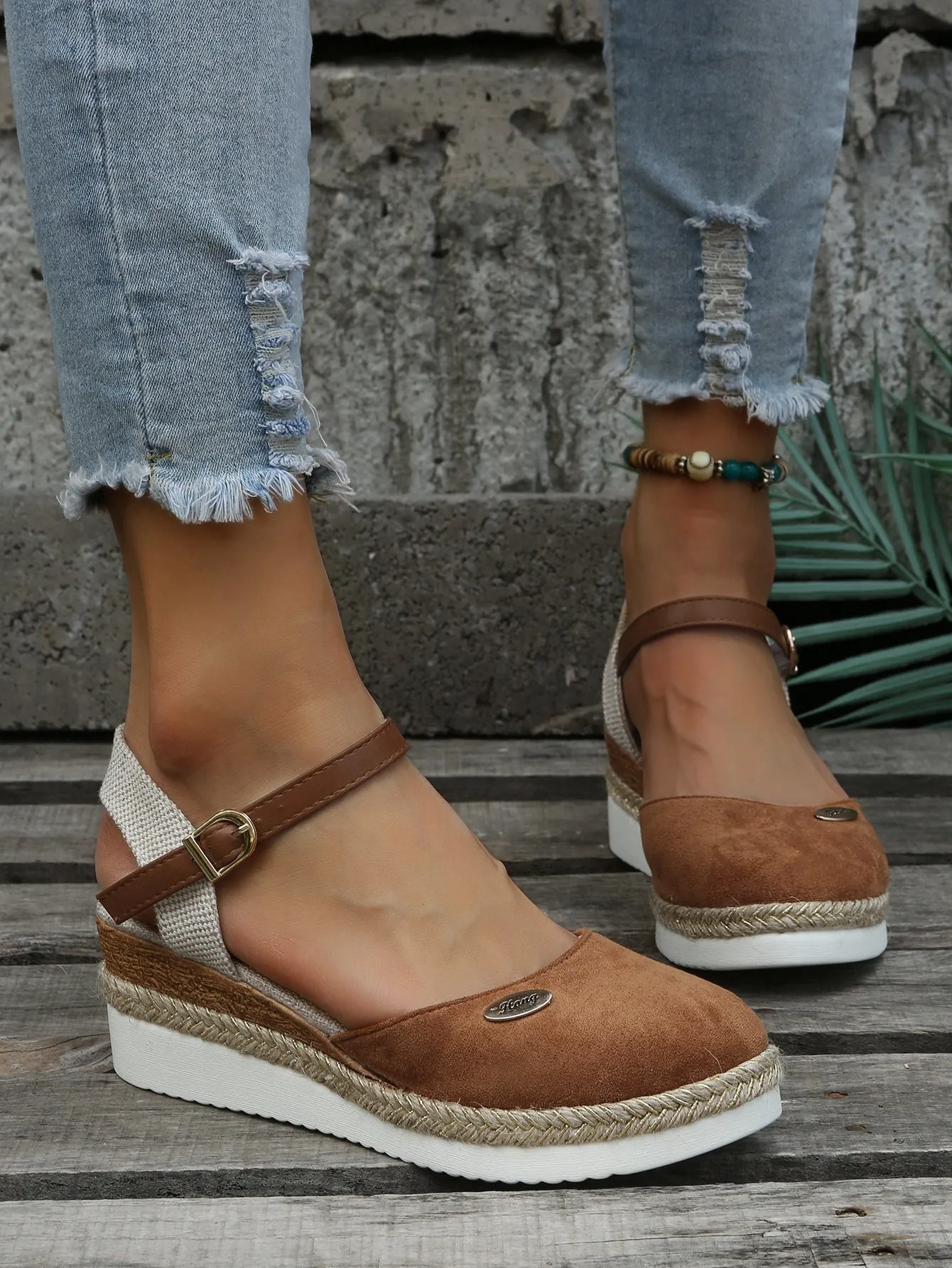 Bass Slippers Freya | Stylish Comfortable Orthopedic Espadrilles