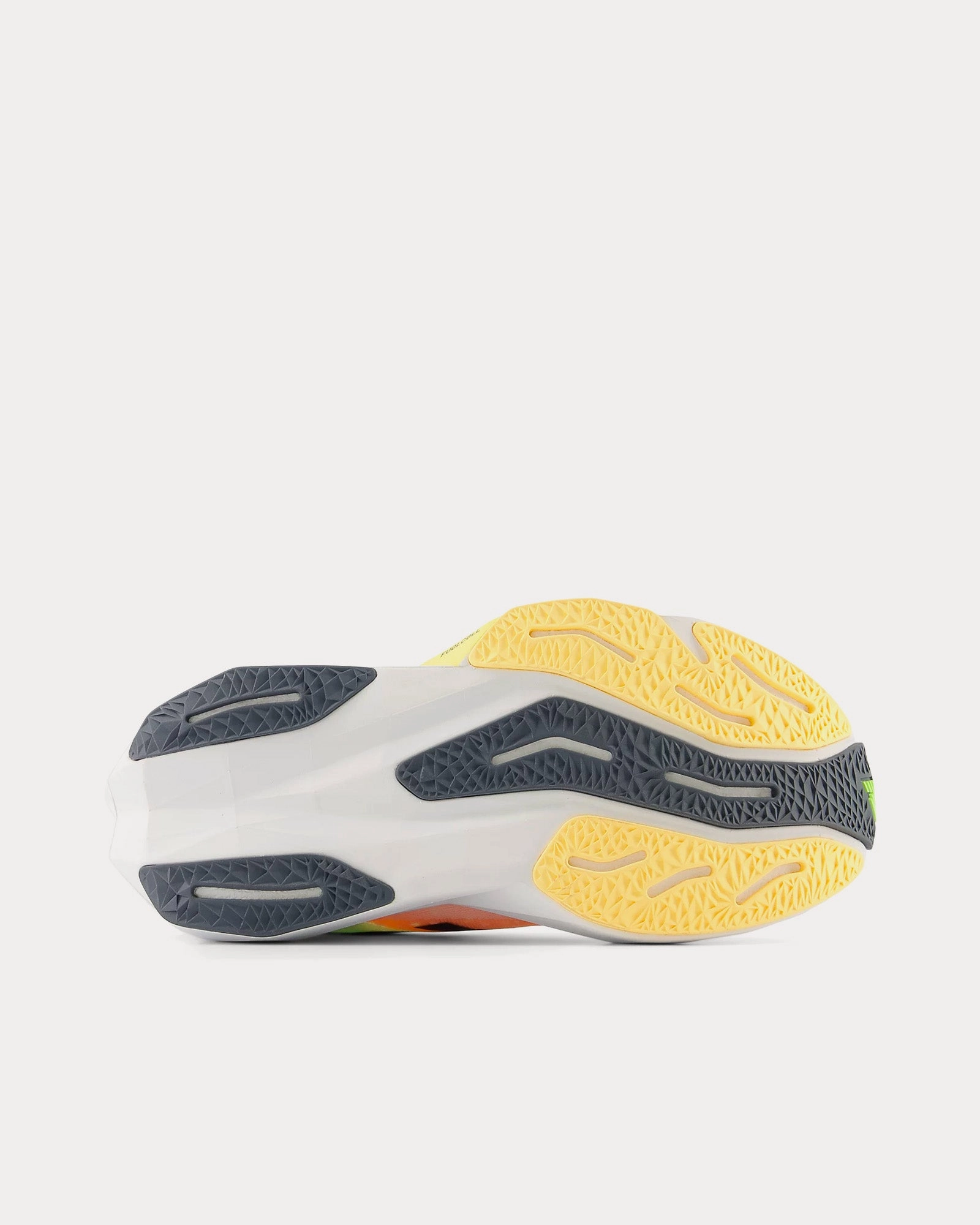 FuelCell Rebel v4 White / Bleached Lime Glo / Hot Mango Running Shoes New Balance 440 Wide