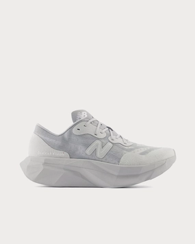 New Balance 327 Oatmeal And White FuelCell SuperComp Elite v4 Aluminum Grey / White Running Shoes