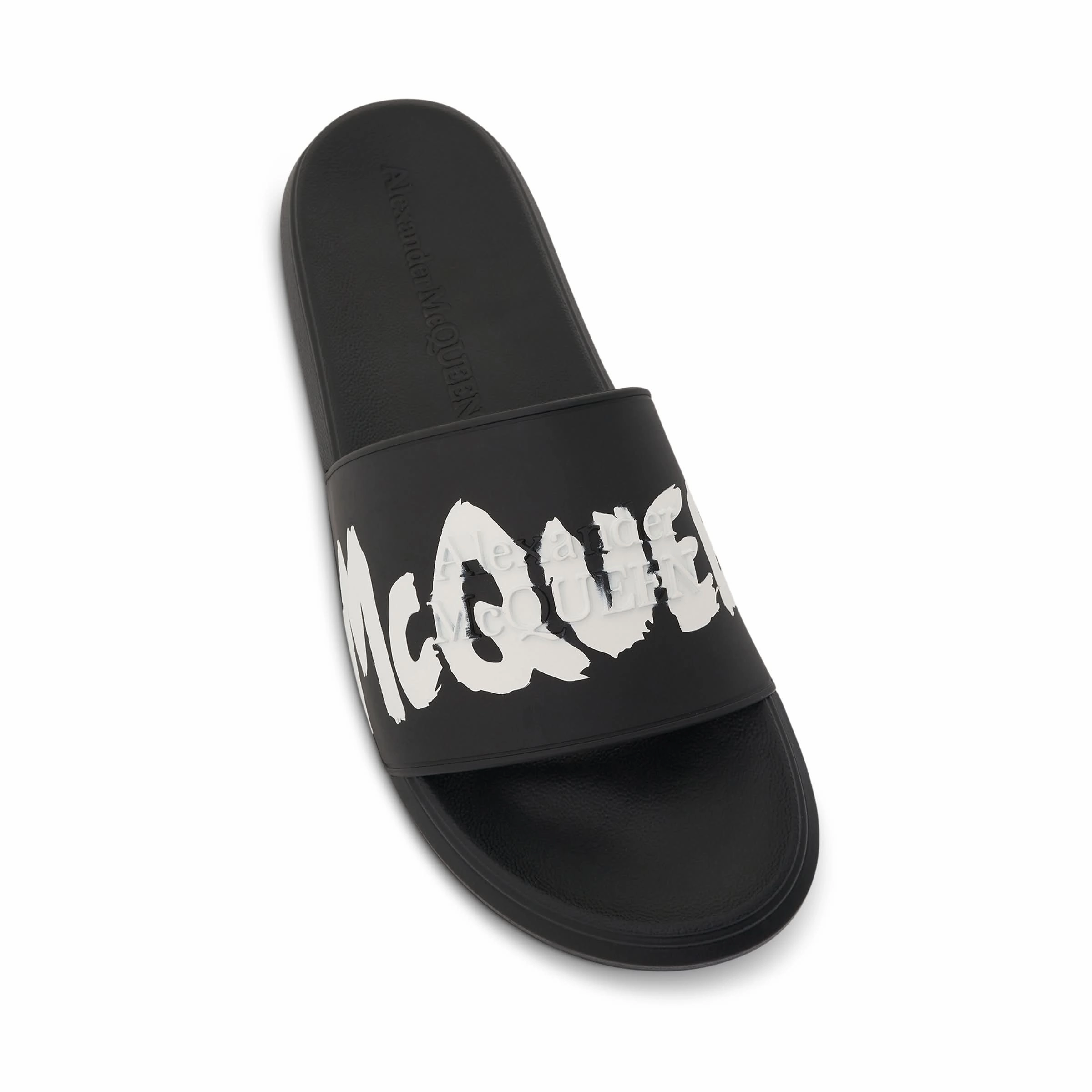 Sandals With Wedge Graffiti Logo Print Slider in Black/White