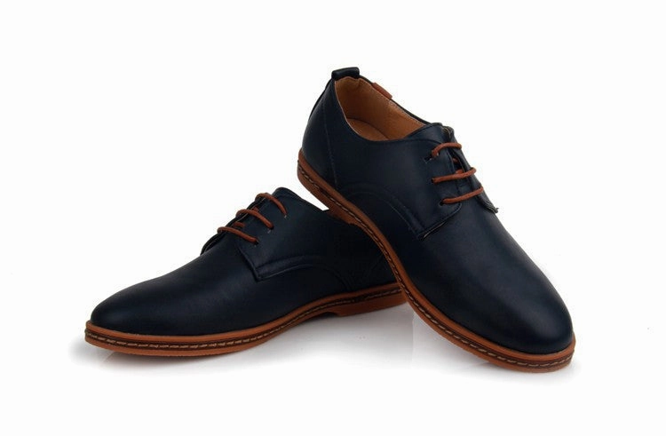 Flat Feet Shoe Wear Pattern Hot Sale New Fashion Men Leather Shoes Spring/Autumn Men Casual Flat Patent Leather Oxford Men Shoes