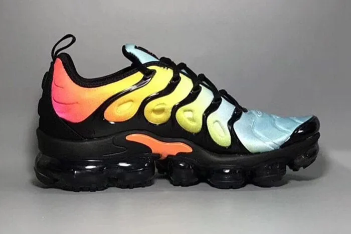 Air VaporMax Plus Womens Tropical Sunset Multicolor    B751124 Best Running/ Walking Shoes Under 80$