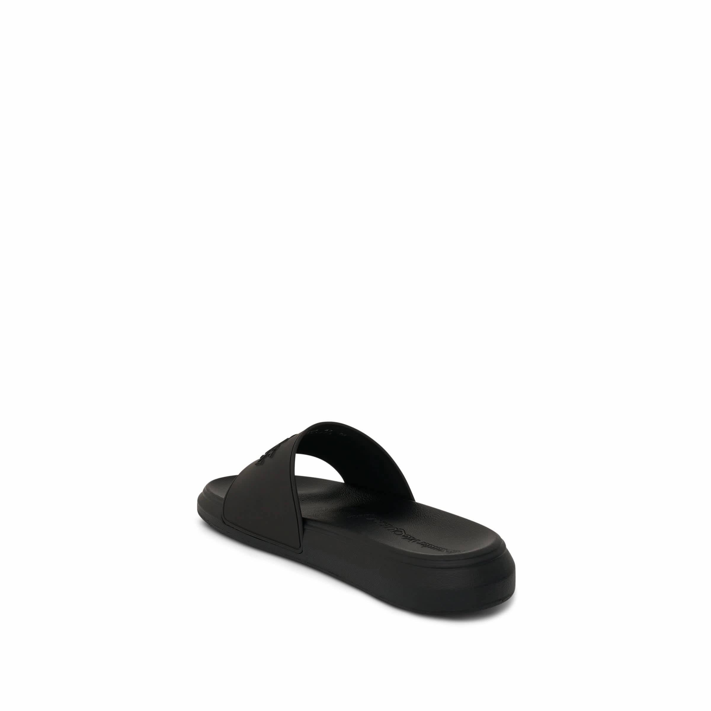 Sandals Barbados Vs Royal Barbados Raised Logo Slides in Black