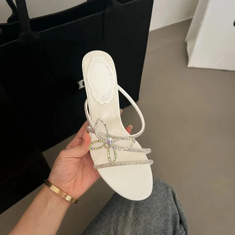 Liyke Marke Modedesign Glitter Strass Bowknot Frauen Hausschuhe Kristall Schmal band Low Heels Schuhe Sommerfest Sandalen Personalized Slippers