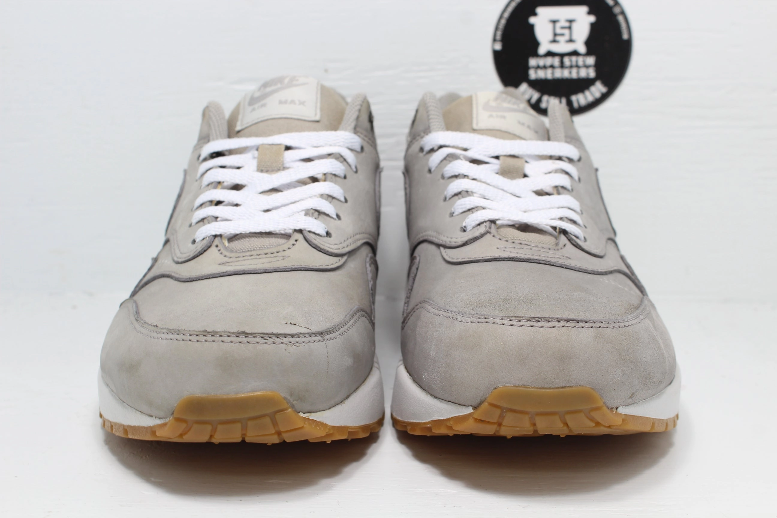 Asics Tempo Shoes Nike Air Max 1 Grey Gum