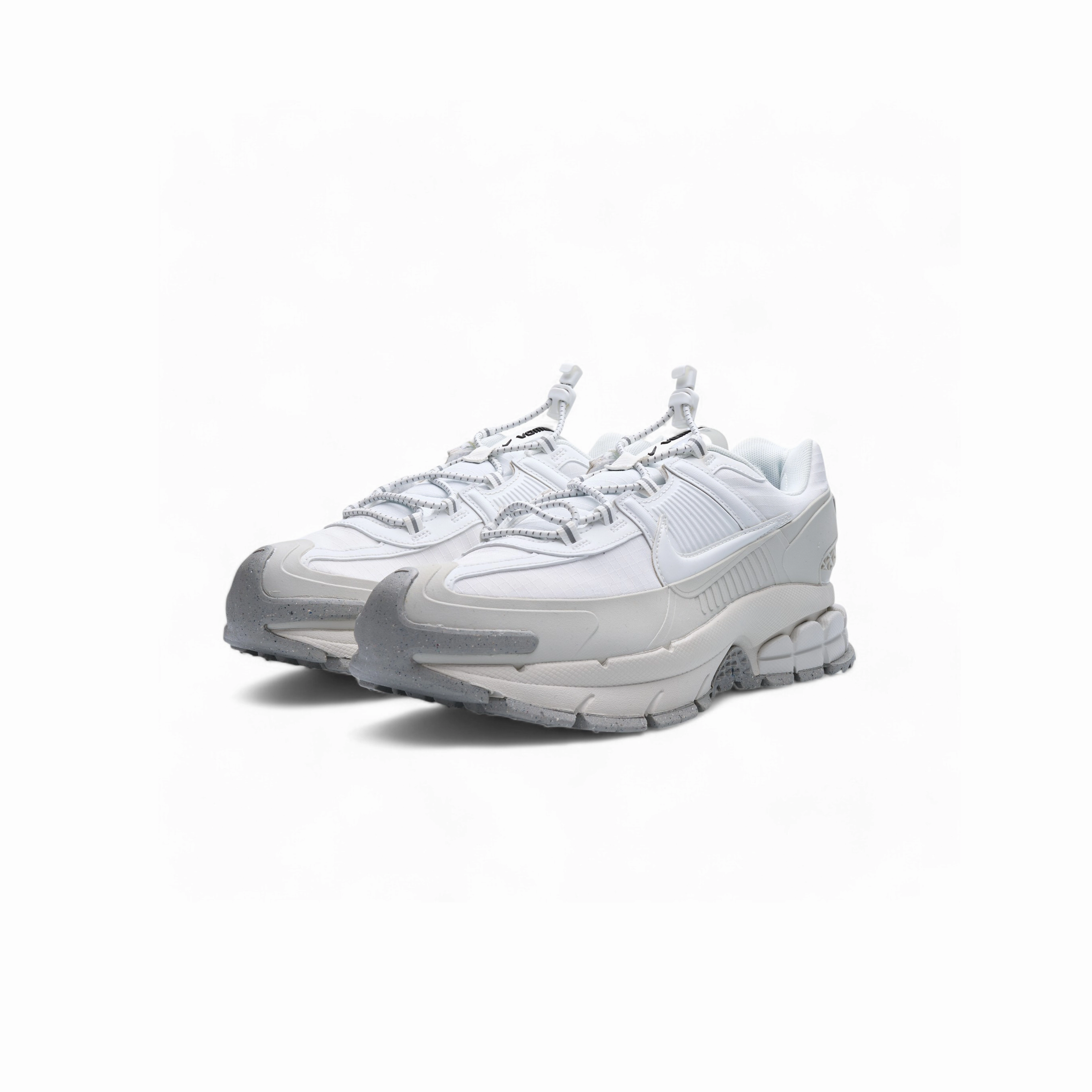 Nike Zoom Vomero Roam Summit White Light Bone Light Iron Ore Asics Gel Flashpoint Volleyball Shoe