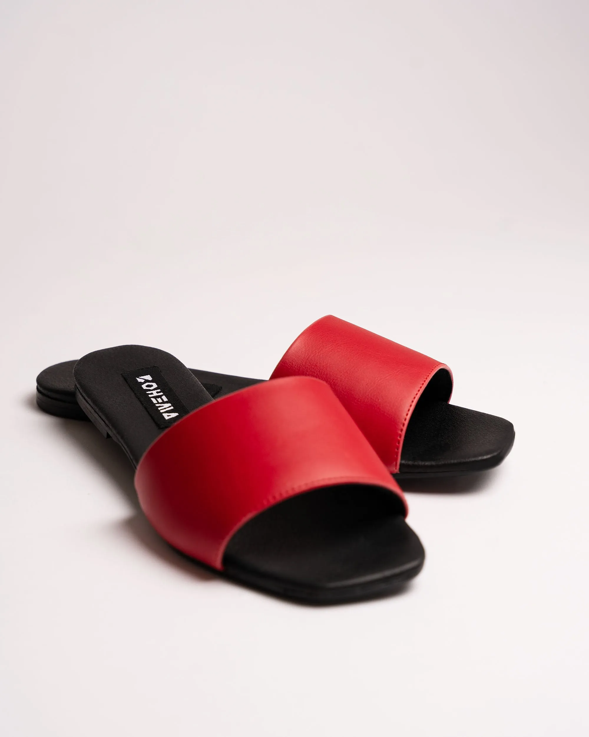 Mellow Slides Red vegan slides made of corn leather - outlet 1960s Flip Flops