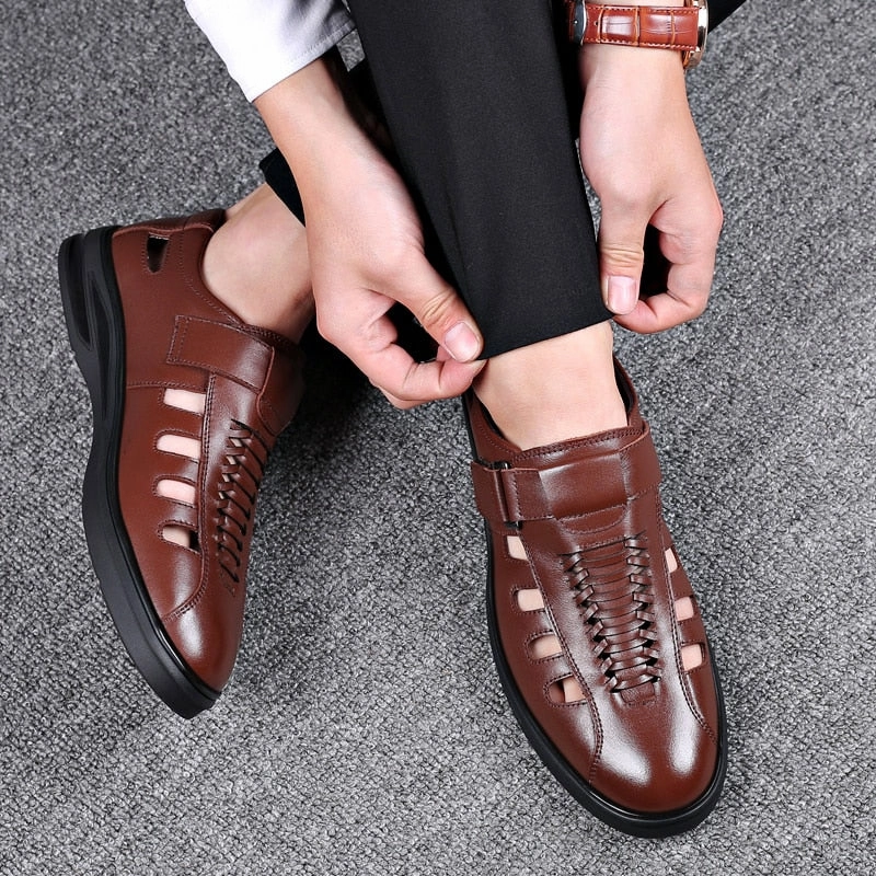 Waterproof Sandals Men Sandals High Quality Genuine Leather Sandals Men Outdoor Casual Shoes Breathable Fisherman Shoes Plus Size 48