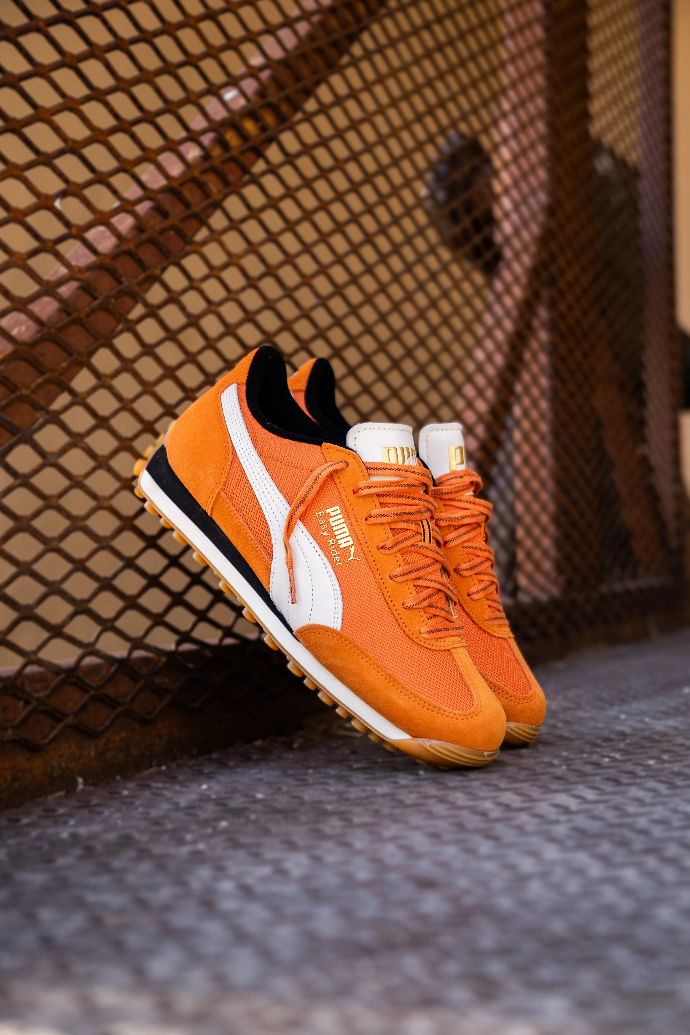 Asics Indoor Field Hockey Shoes Mens Puma Easy Rider Footie (Maple Syrup/Warm White)