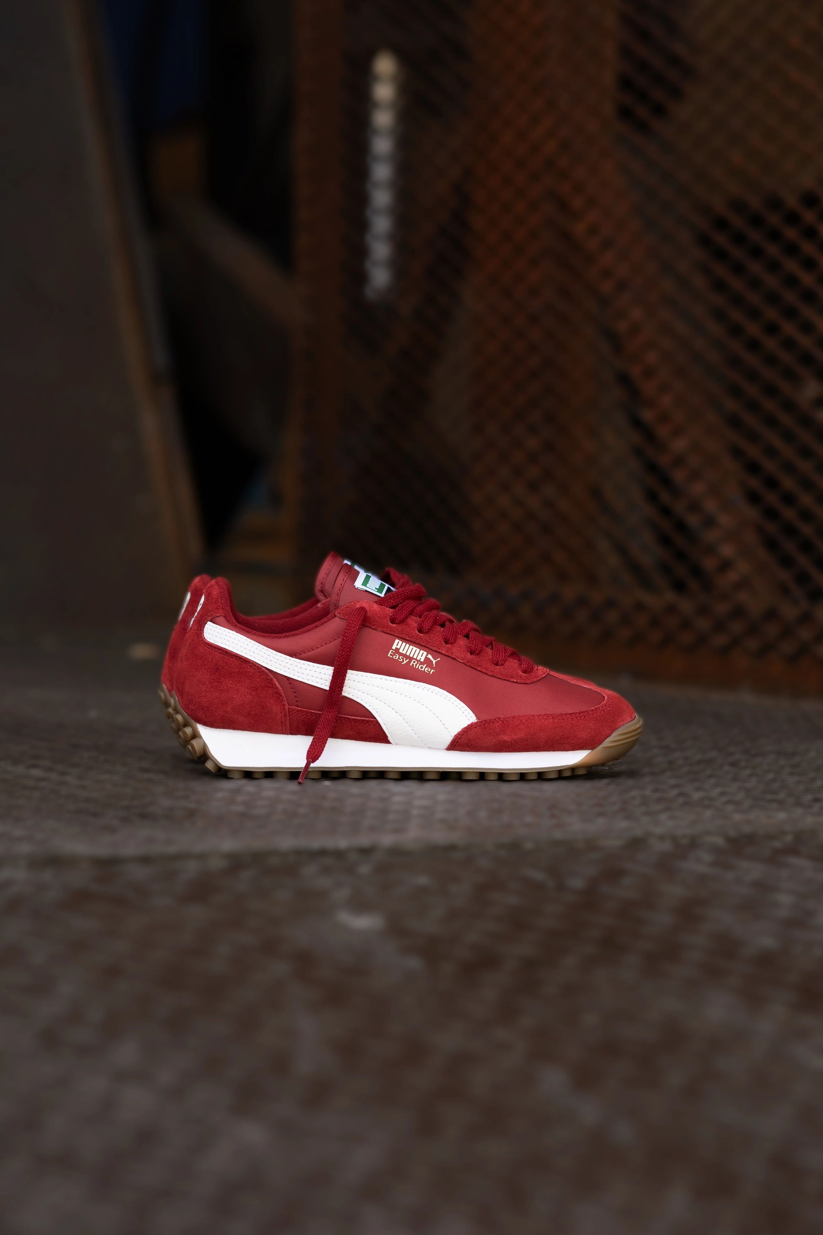 Puma Porsche 911 Turbo Shoes Mens Puma Easy Rider Vintage (Intense Red/Puma White)