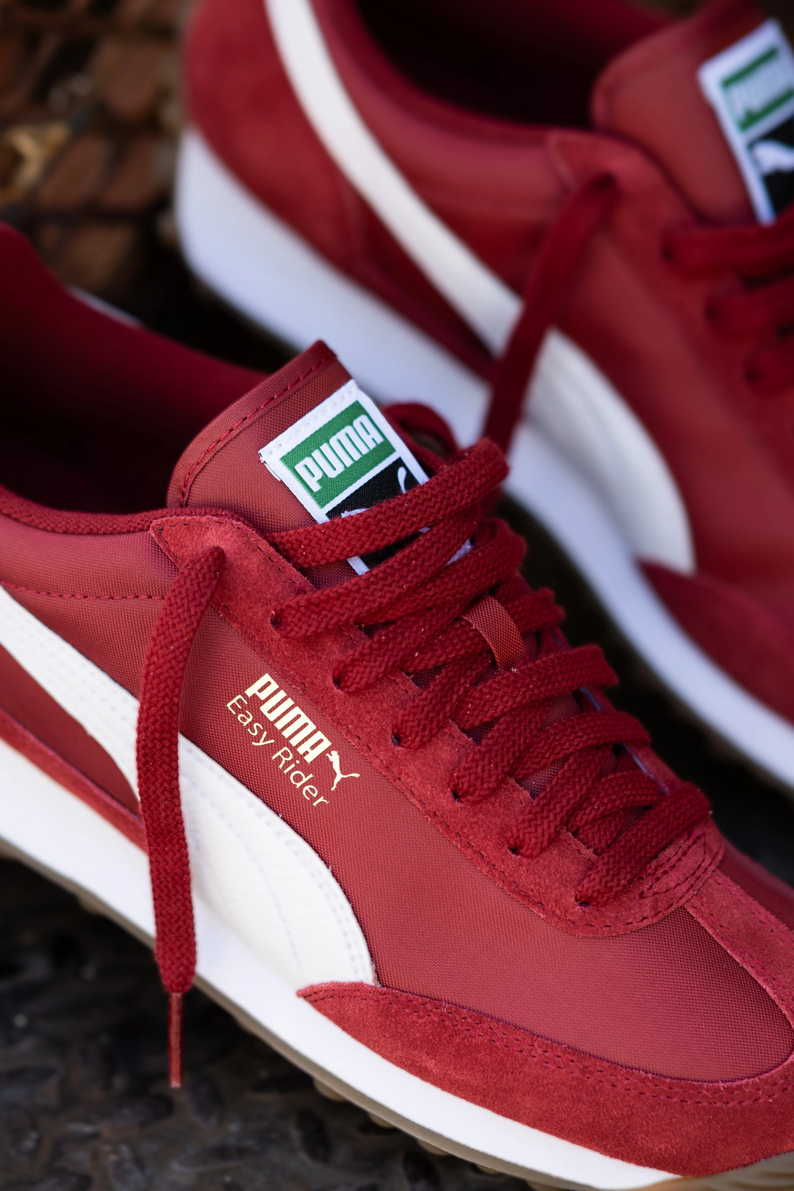 Puma Gum Bottom Shoes Mens Puma Easy Rider Vintage (Intense Red/Puma White)