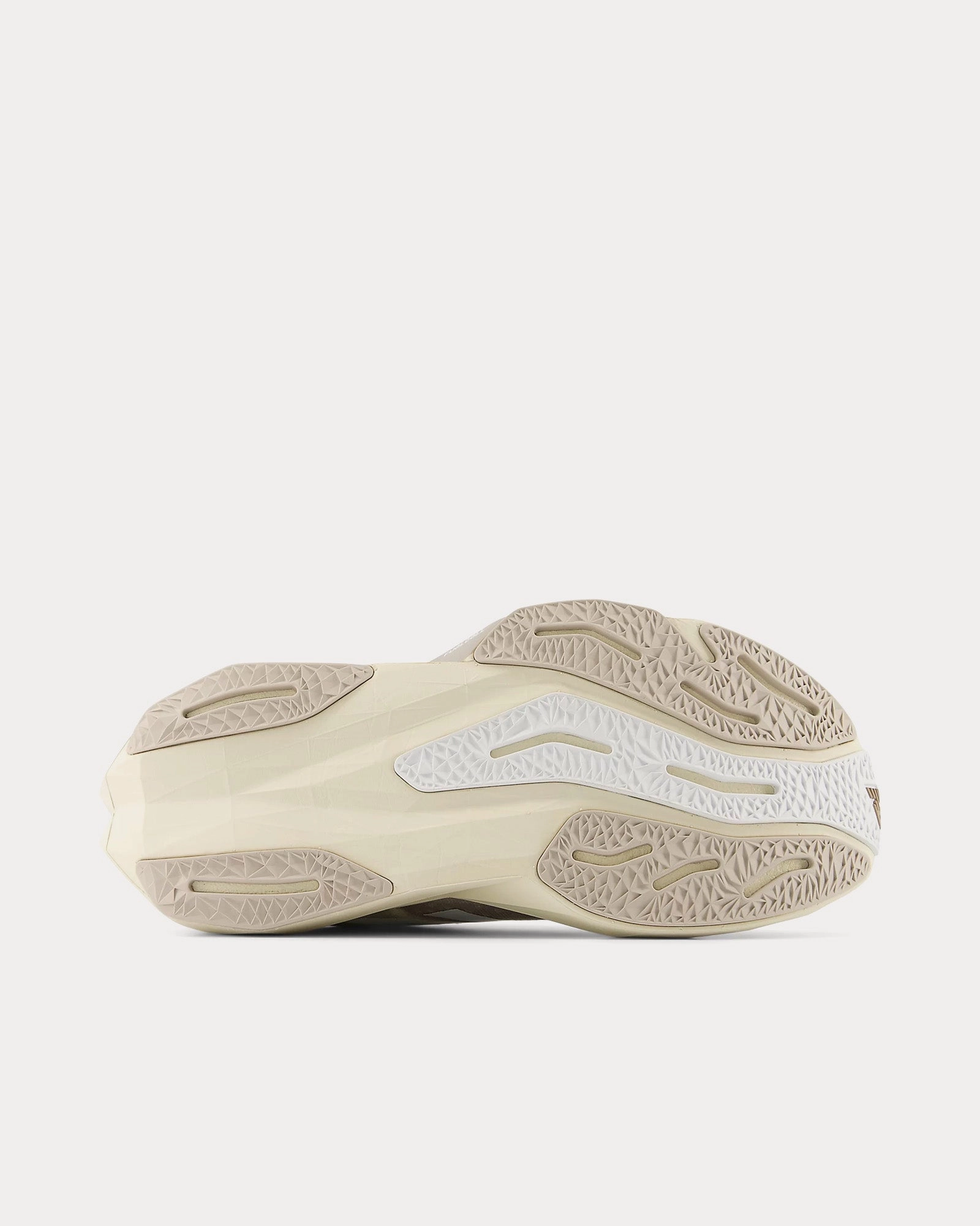 FuelCell Rebel v4 'Sydney's Signature Collection' Linen / Moonrock / White Running Shoes New Balance 623v3