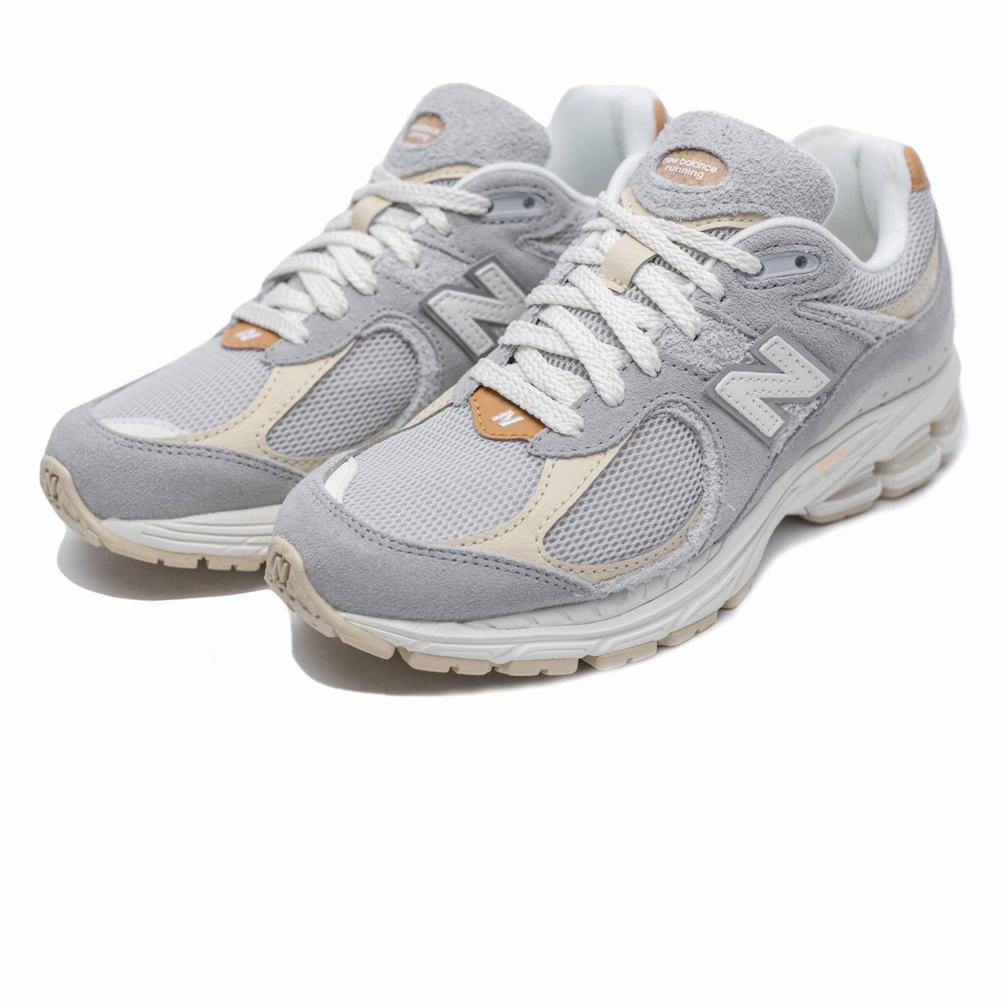 New Balance Travel Shoes New Balance Men's 2002r Shoes - Concrete Grey / Beige