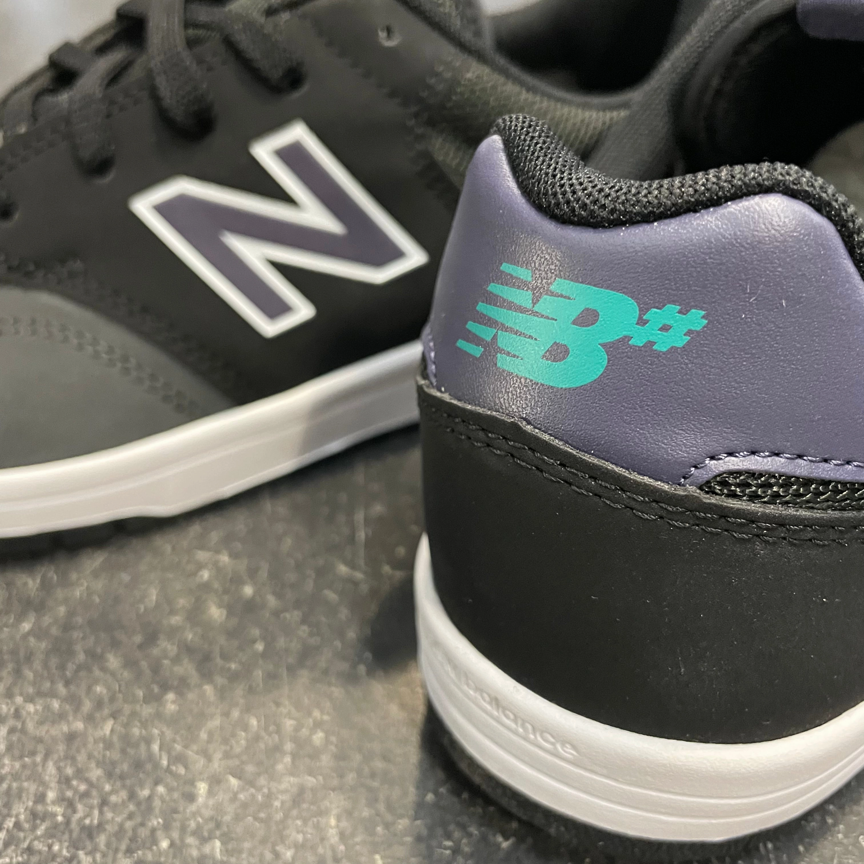 New Balance Numeric 425 Black/Black SALE New Balance Numeric Tiago 1010