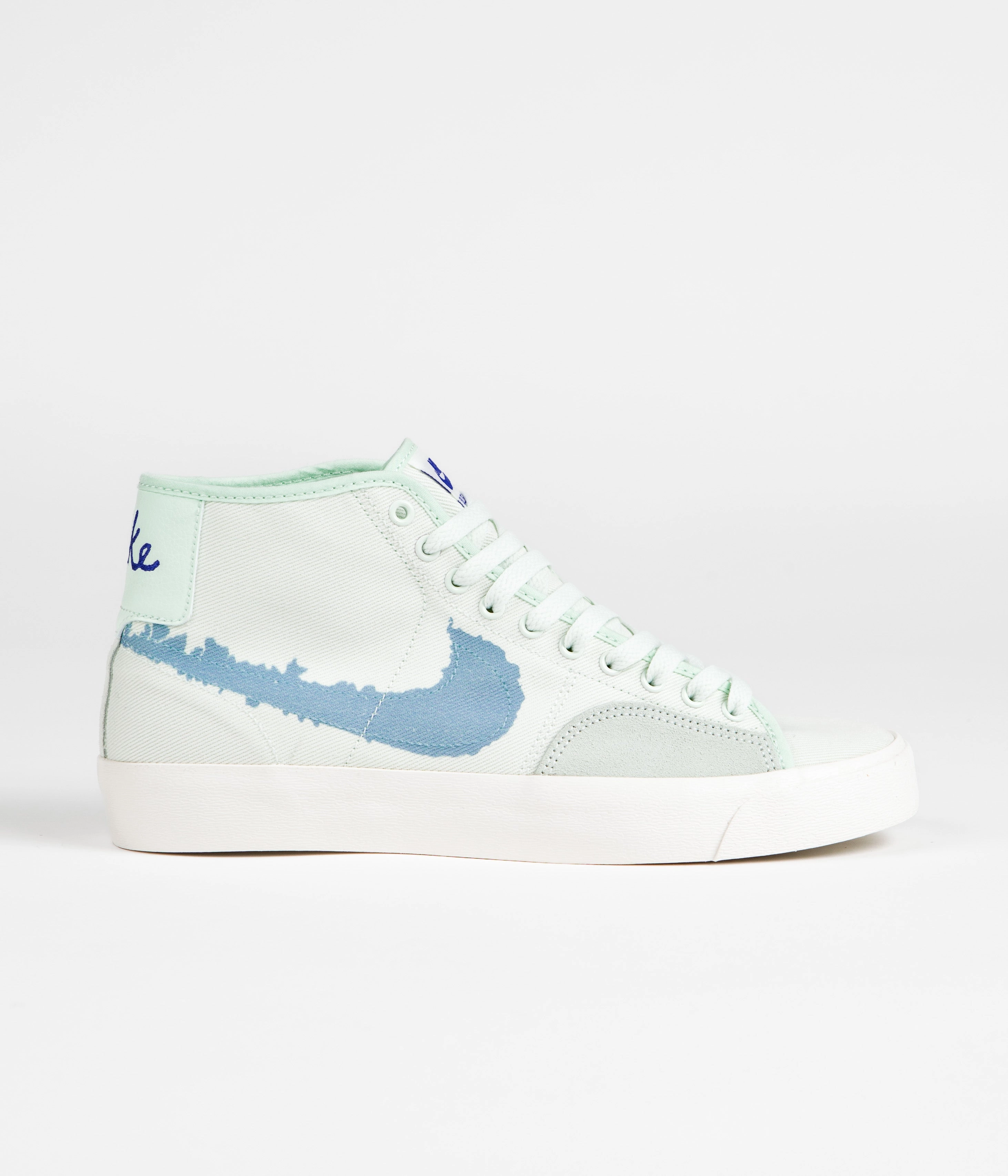 Nike SB Blazer Court Mid Premium Shoes - Barely Green / Boarder Blue - Barely Green Asics Gel Assault Wrestling Shoes