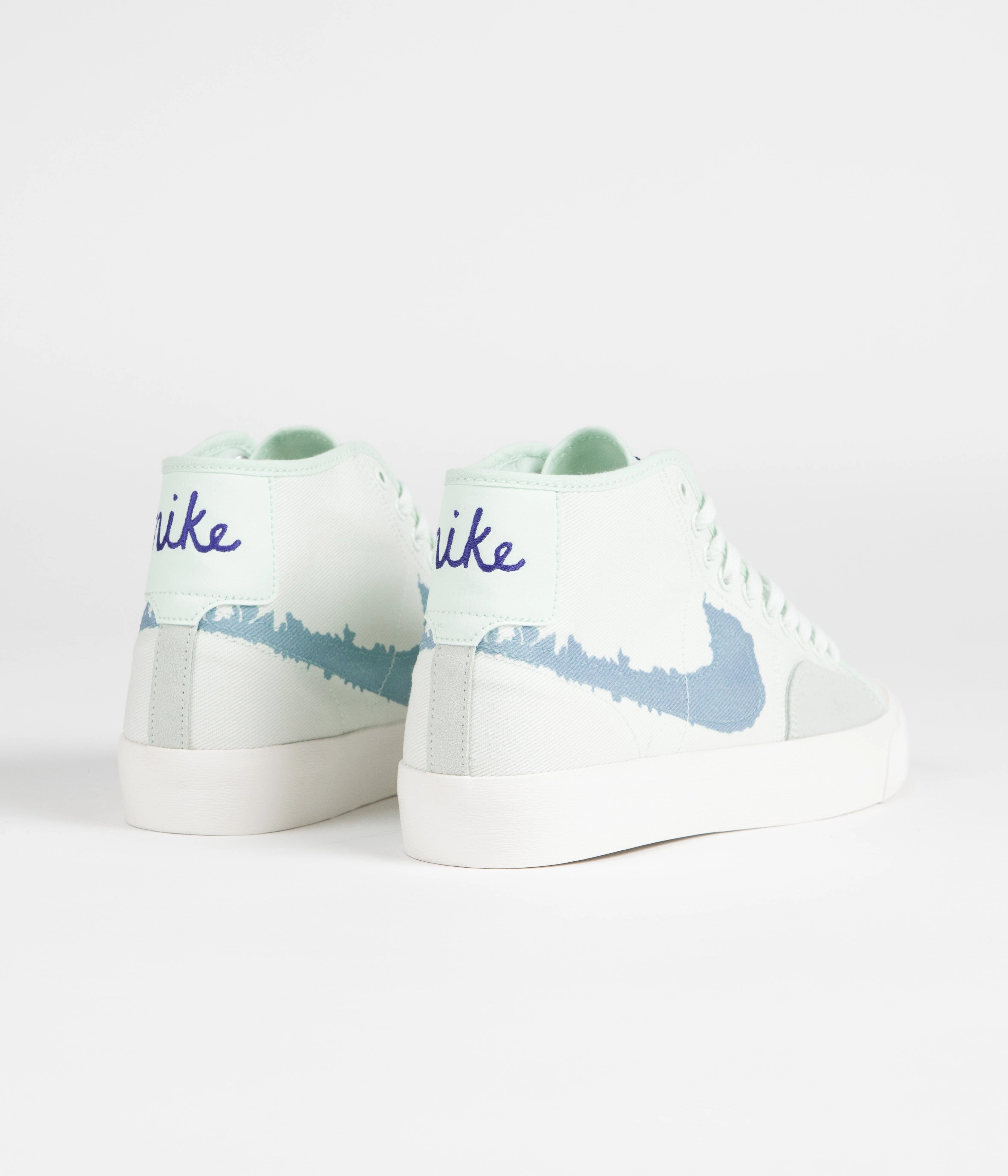 Asics 10k Shoes Nike SB Blazer Court Mid Premium Shoes - Barely Green / Boarder Blue - Barely Green